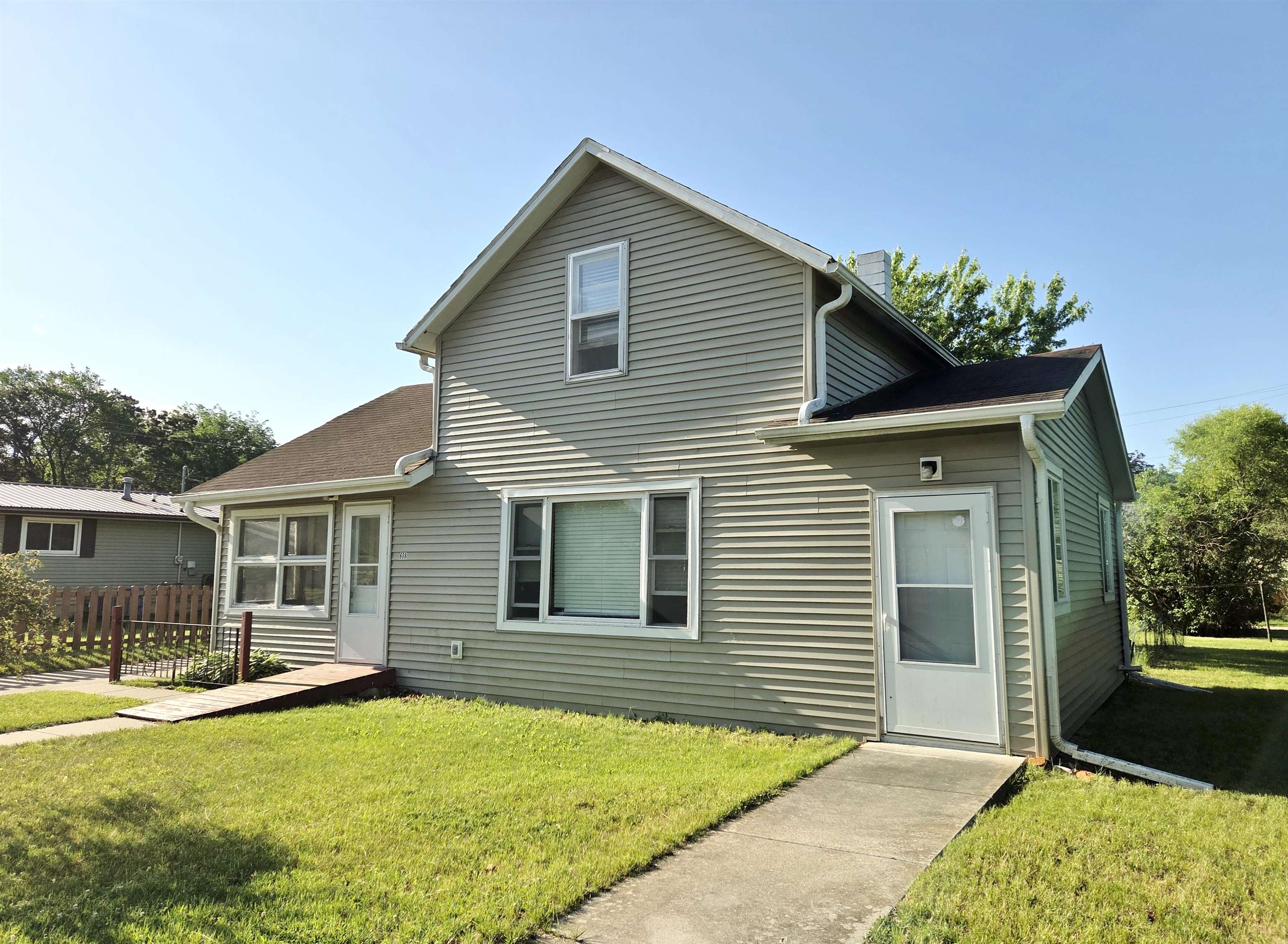 Photo 40 of 608 E Legrand Street, Boscobel
