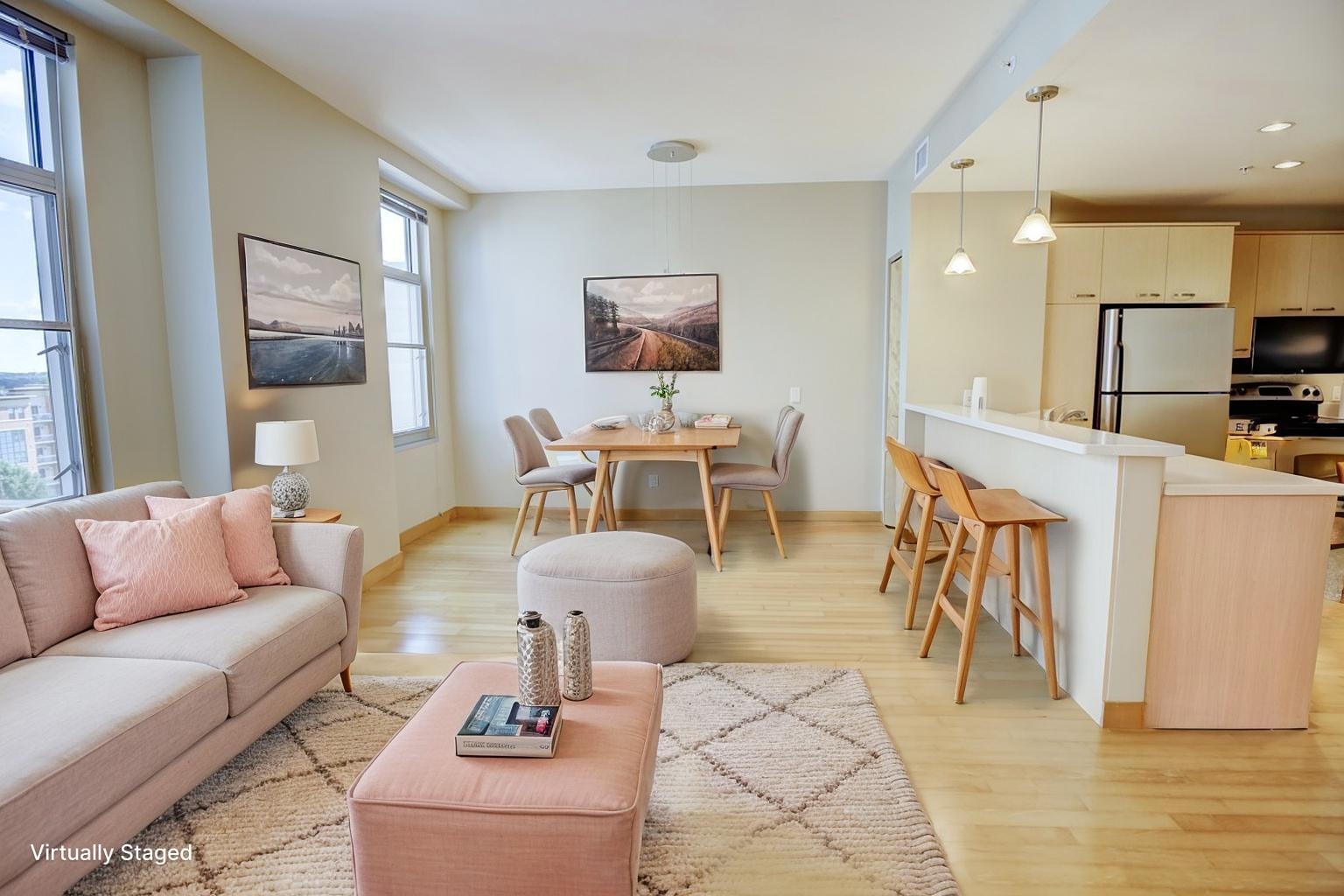 309 W Washington Avenue 606