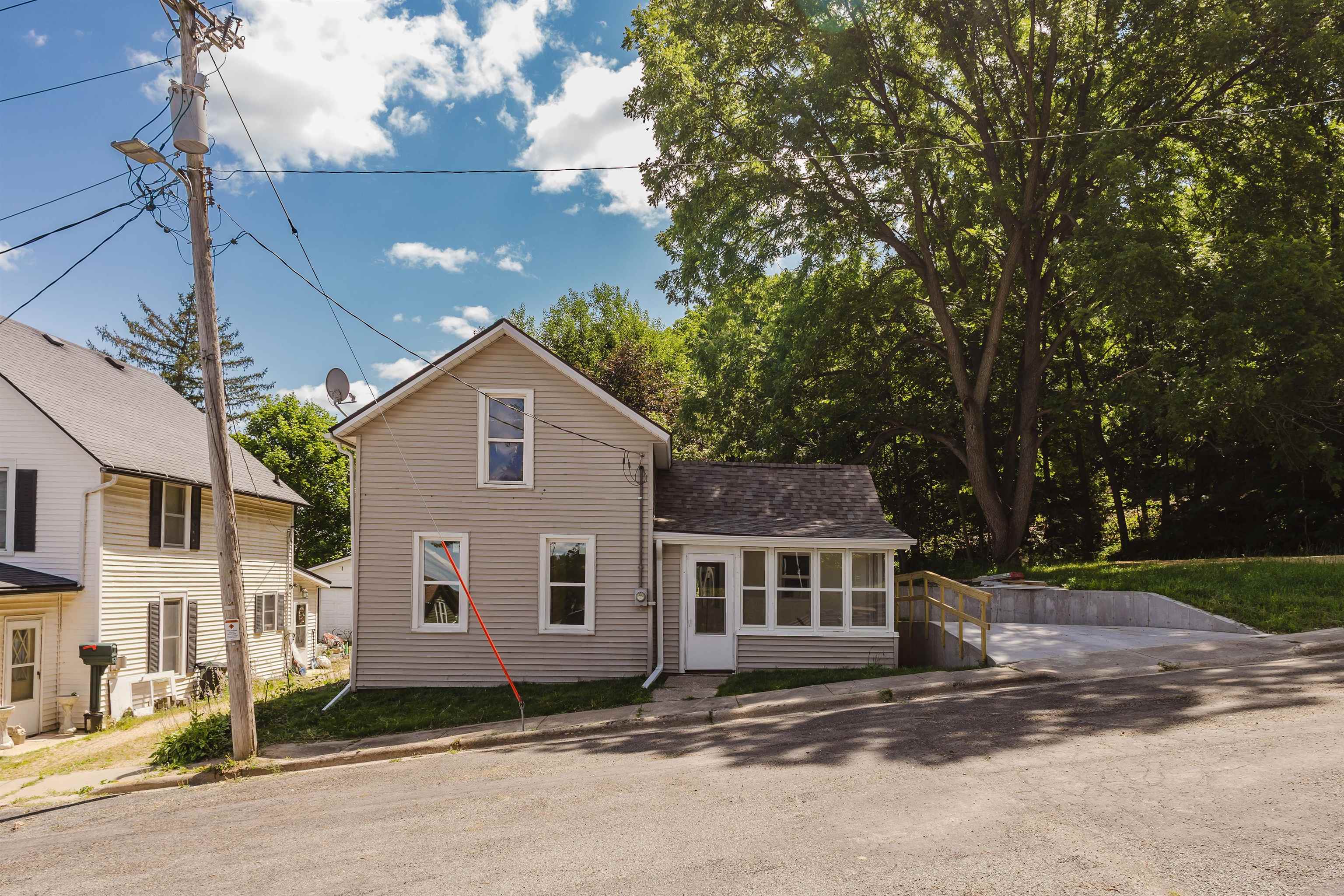 Photo 24 of 700 Railroad Street, Blanchardville