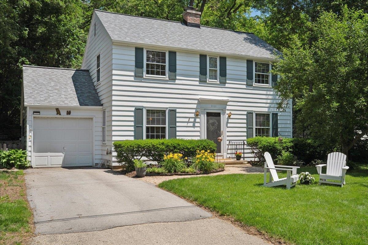 1111 Amherst Drive