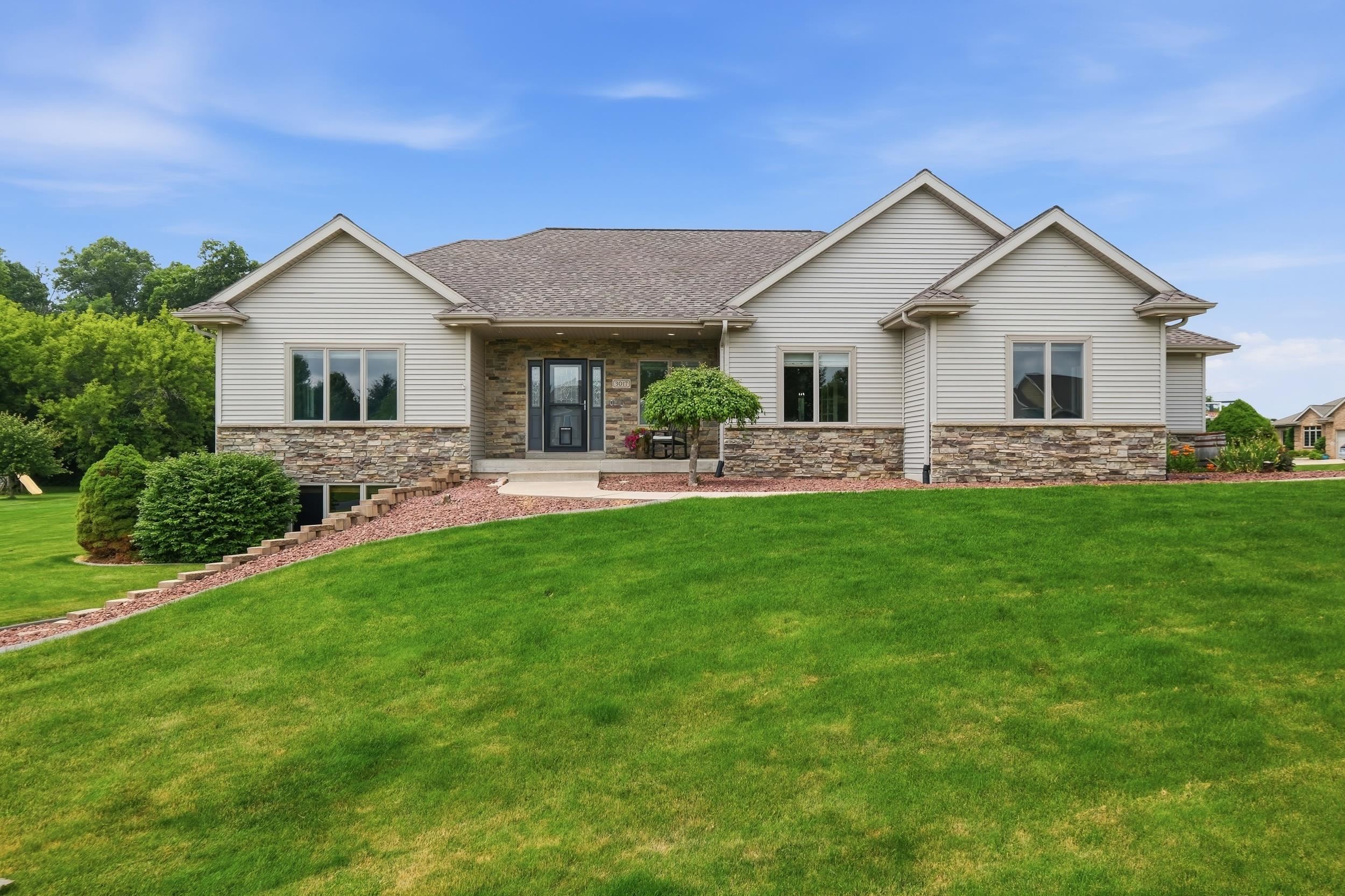 3017 Craig Lane