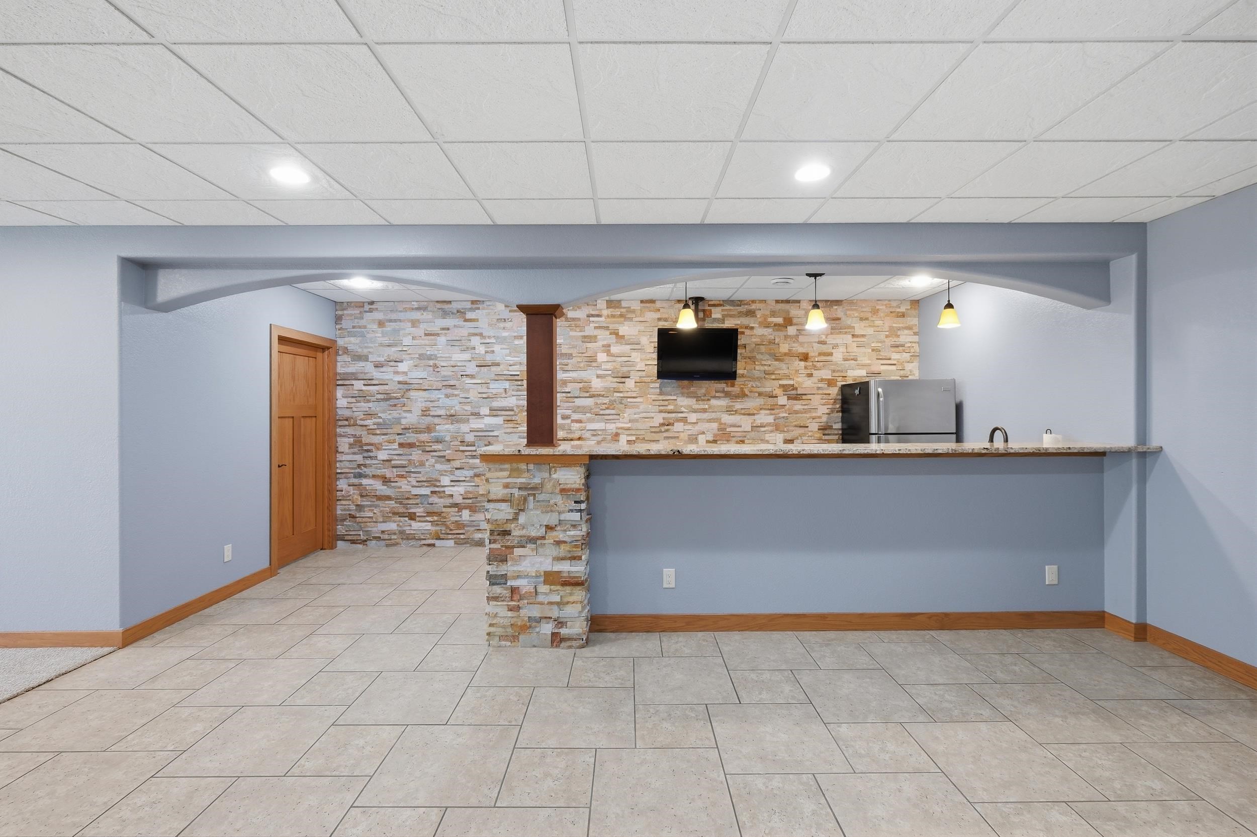 3017 Craig Lane