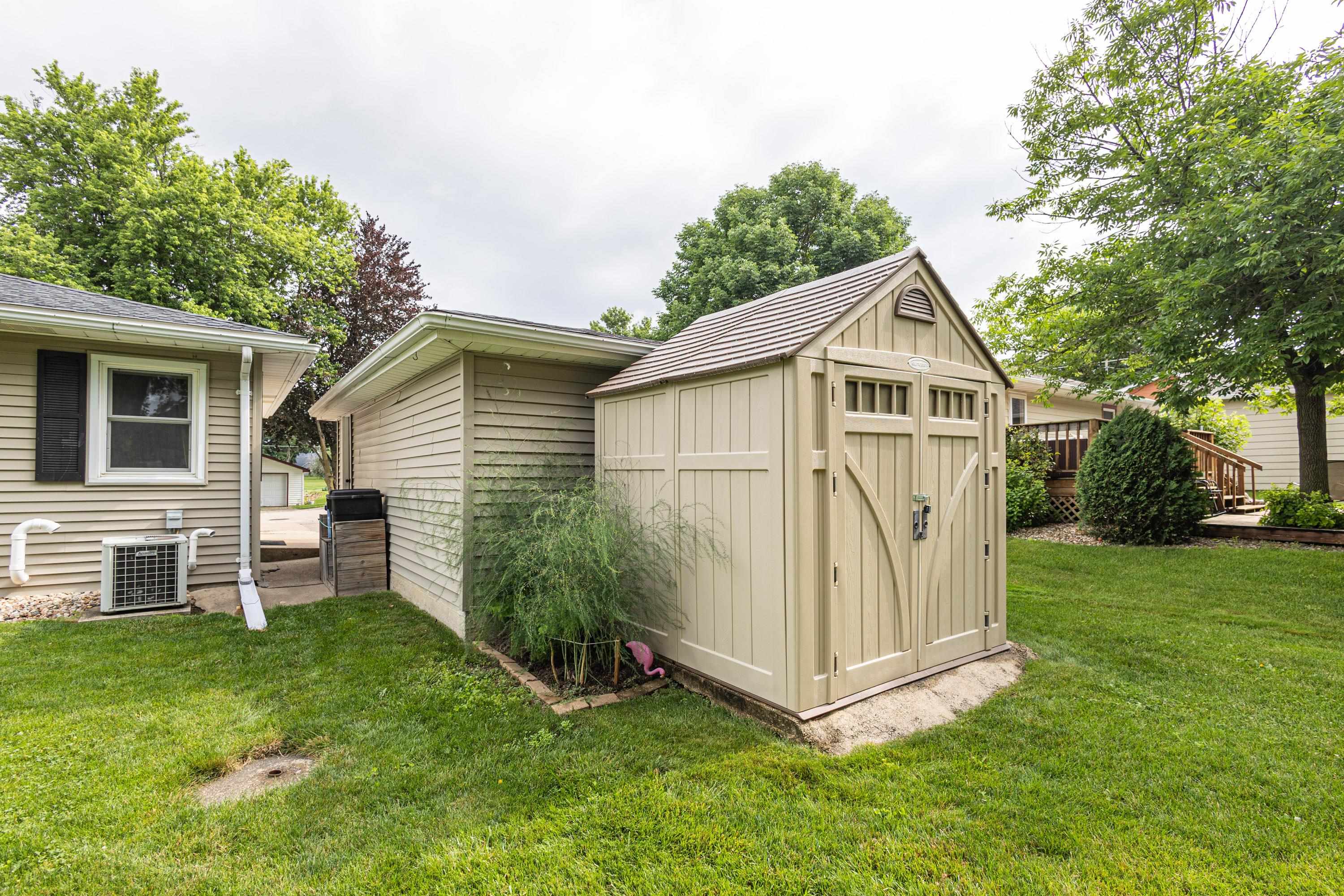 Photo 31 of 375 Monroe Street, Platteville