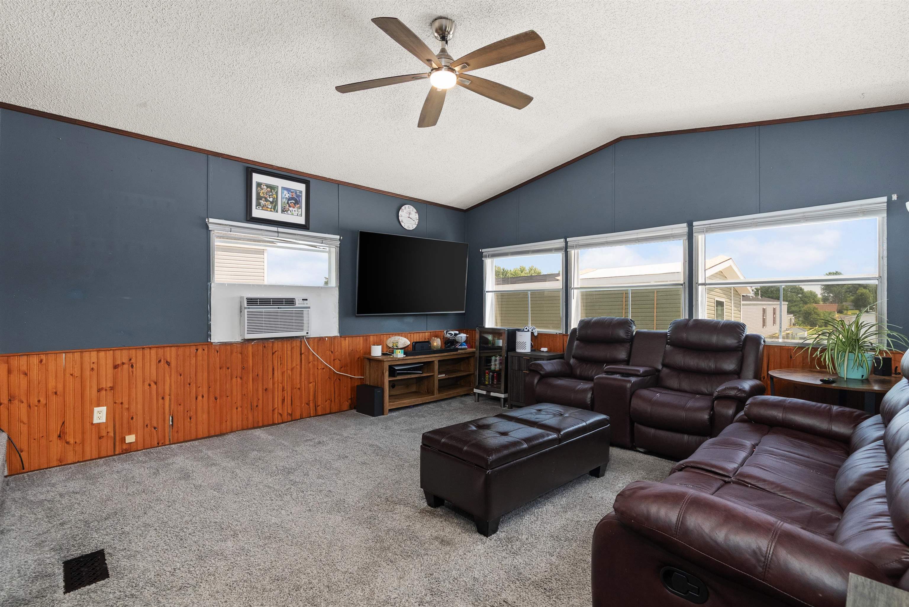 Photo 23 of 124 James Court, Fennimore