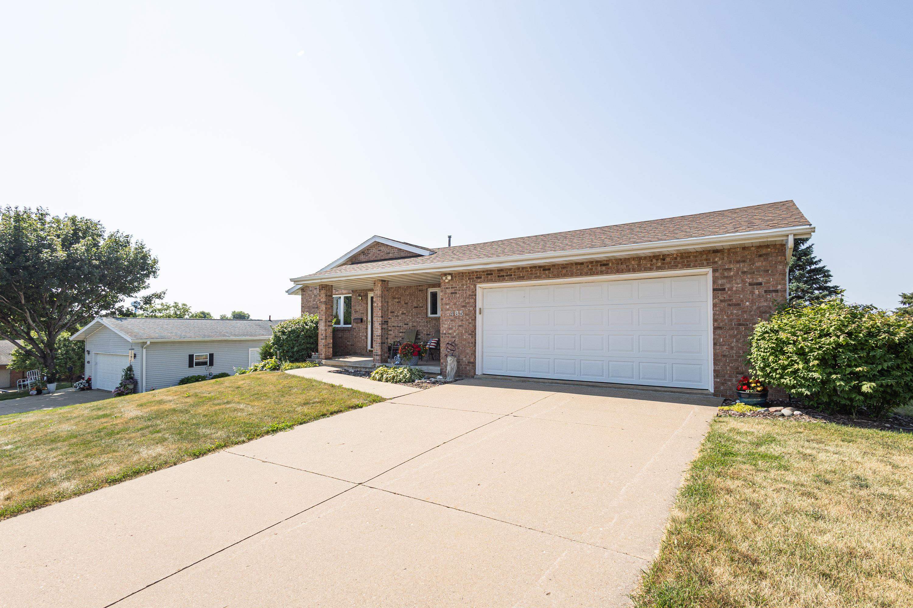 Property - Lori Droessler Real Estate, Inc