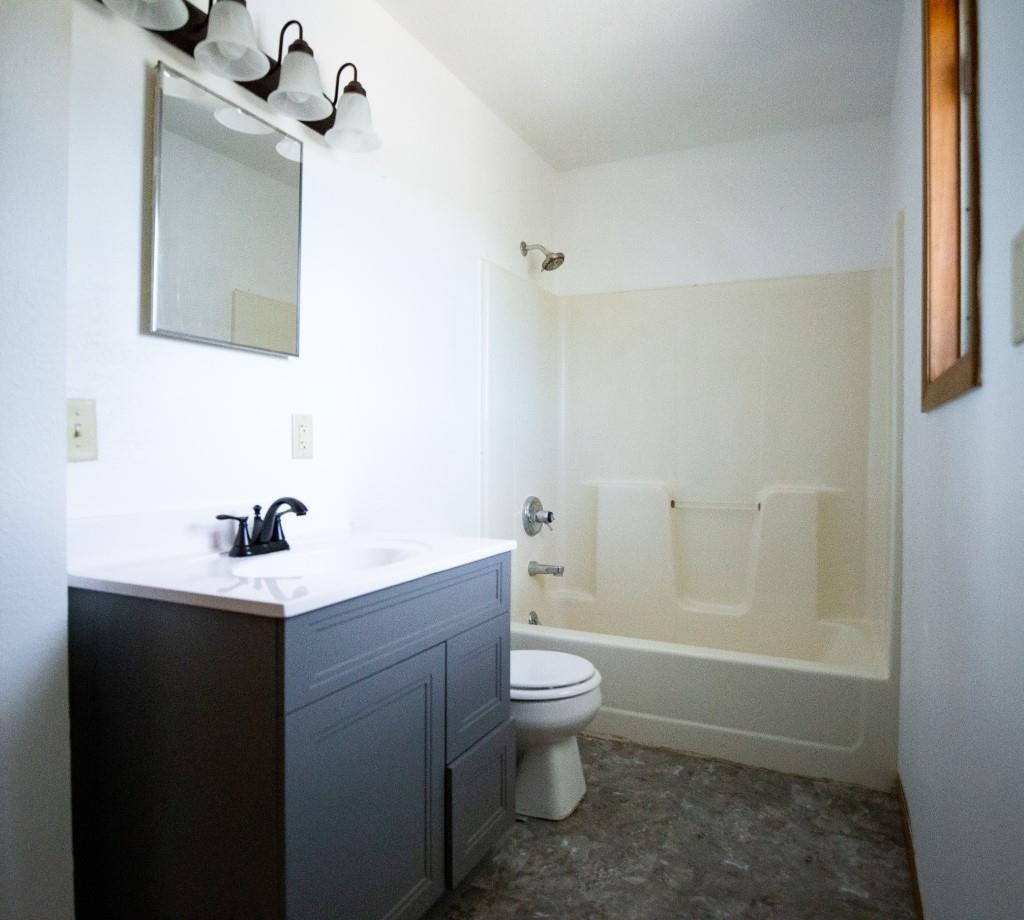 Photo 20 of 405 E Truth Street #1, Shullsburg
