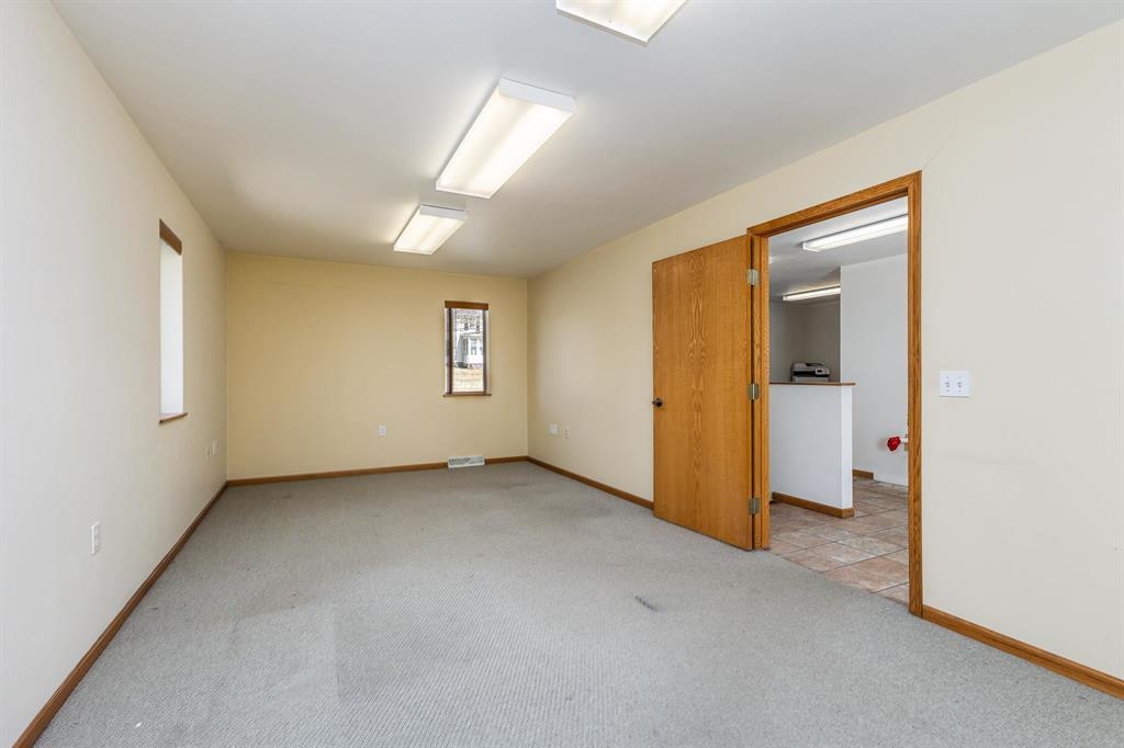 Photo 20 of 915 E Mineral, Platteville