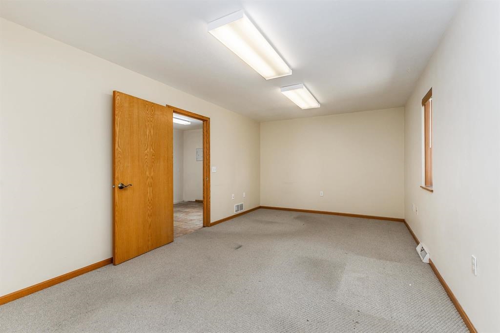 Photo 29 of 915 E Mineral, Platteville
