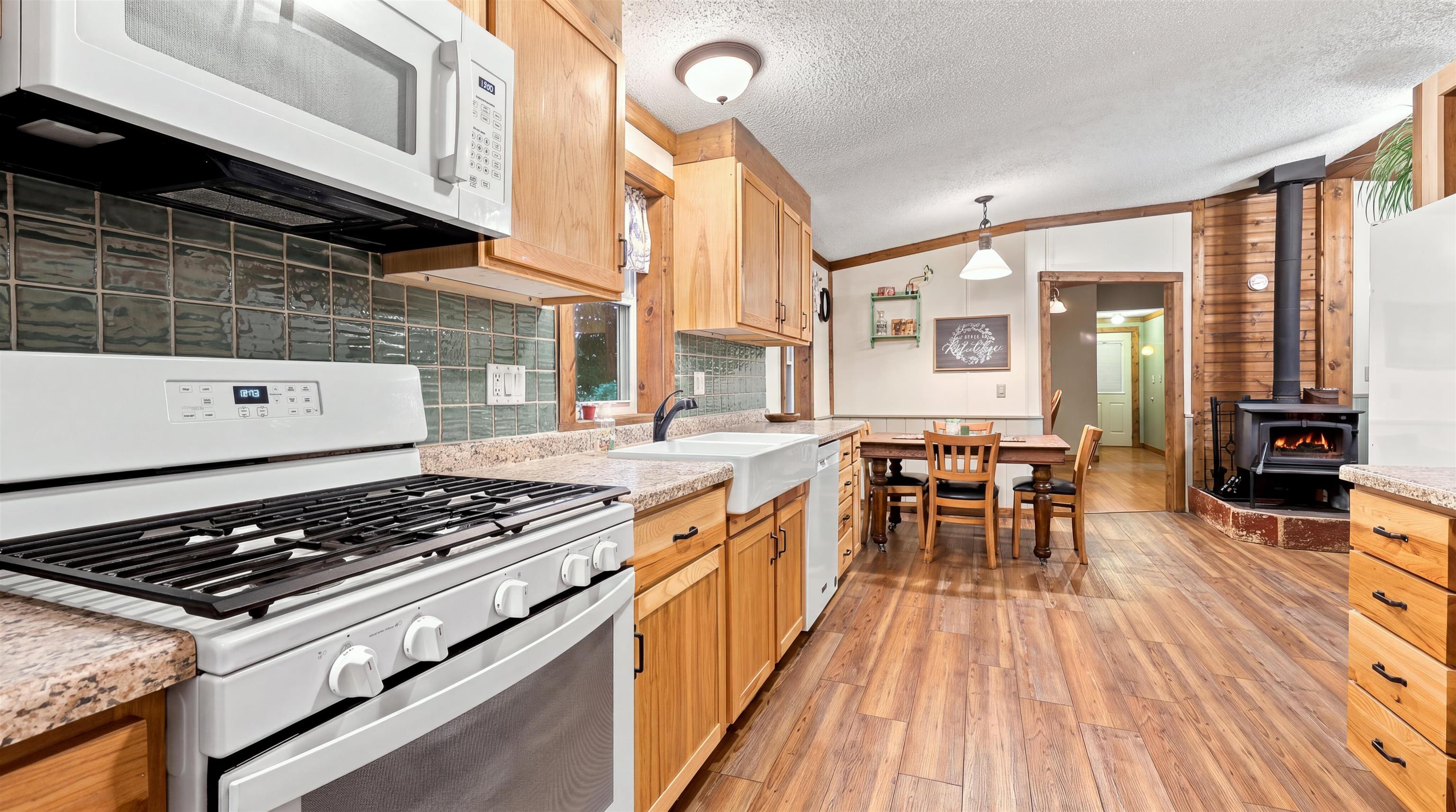 Photo 16 of 308 Benson Street, Cobb