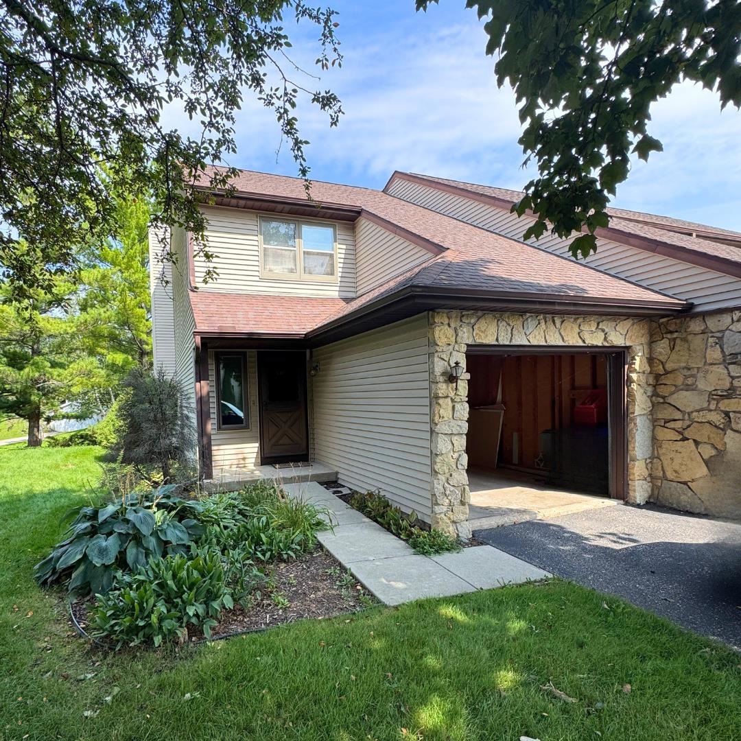 301 Williamsburg Way Court