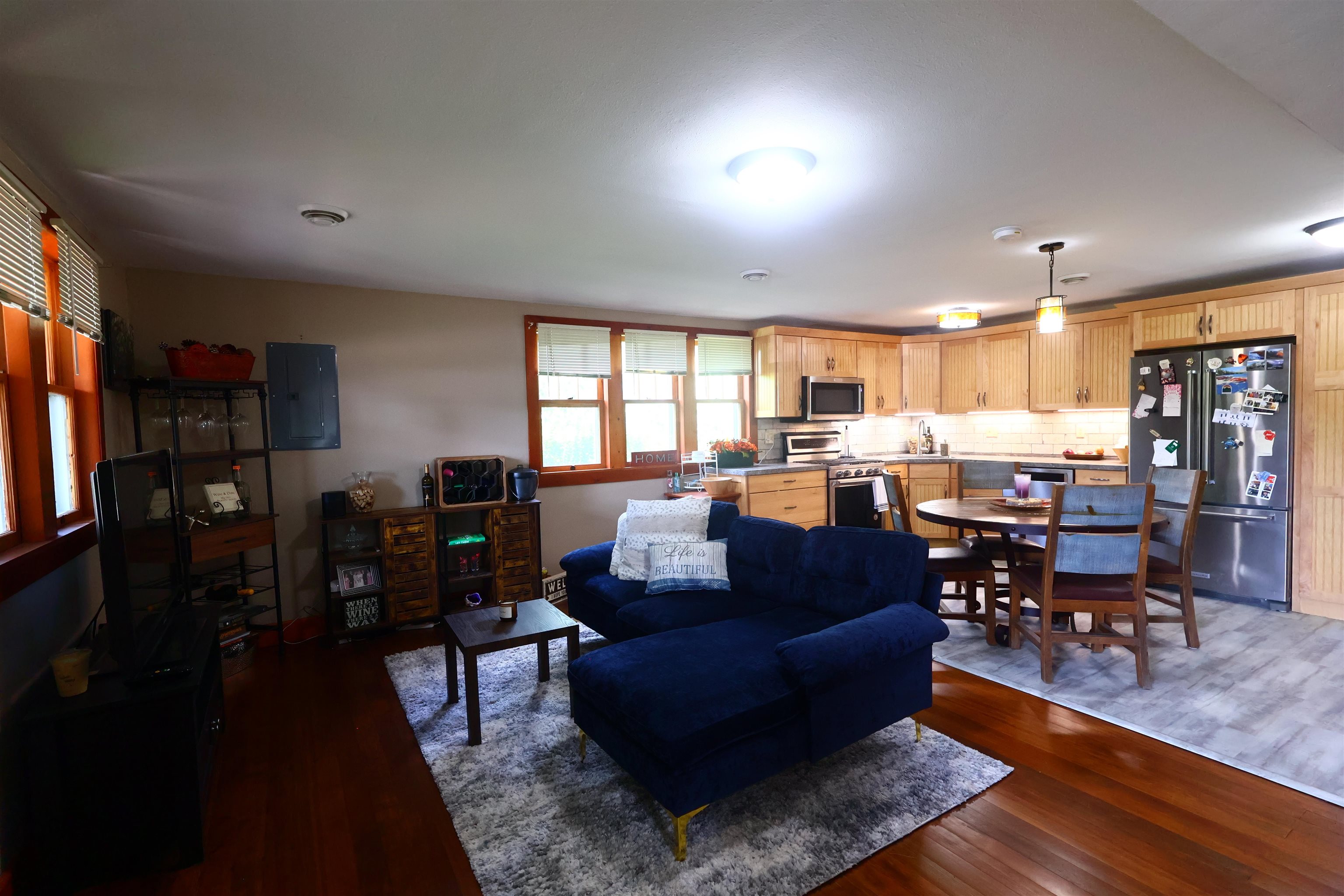 Photo 16 of 445 W Maple Street, Lancaster