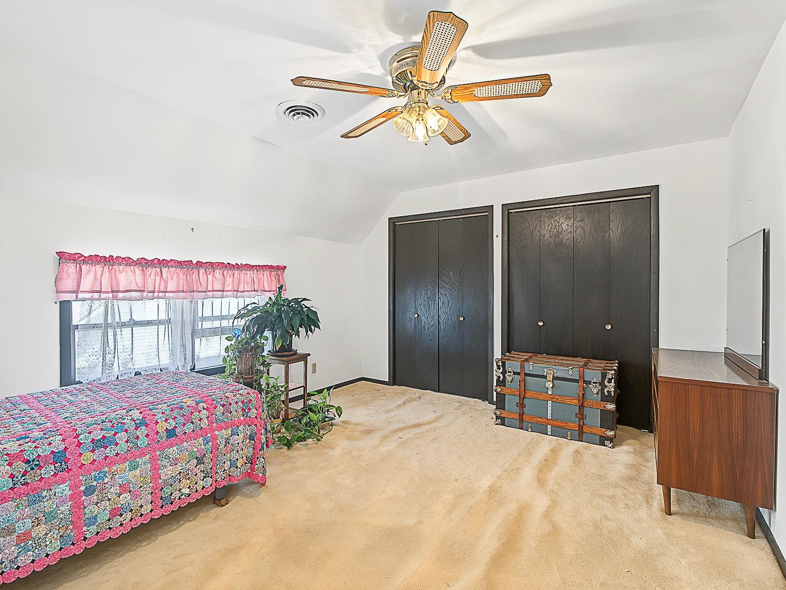 Photo 39 of 305 N Grove Street, Barneveld