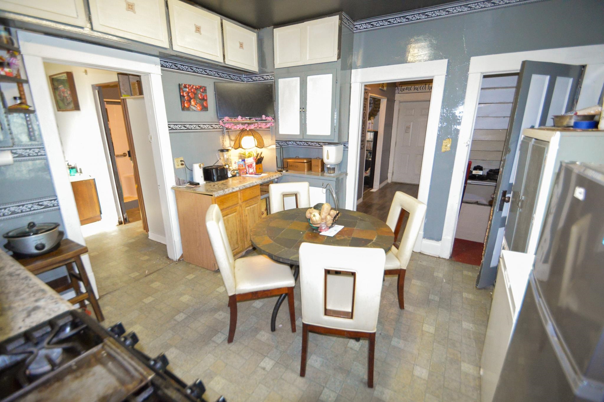 Photo 19 of 610 E Dewey Street, Cassville