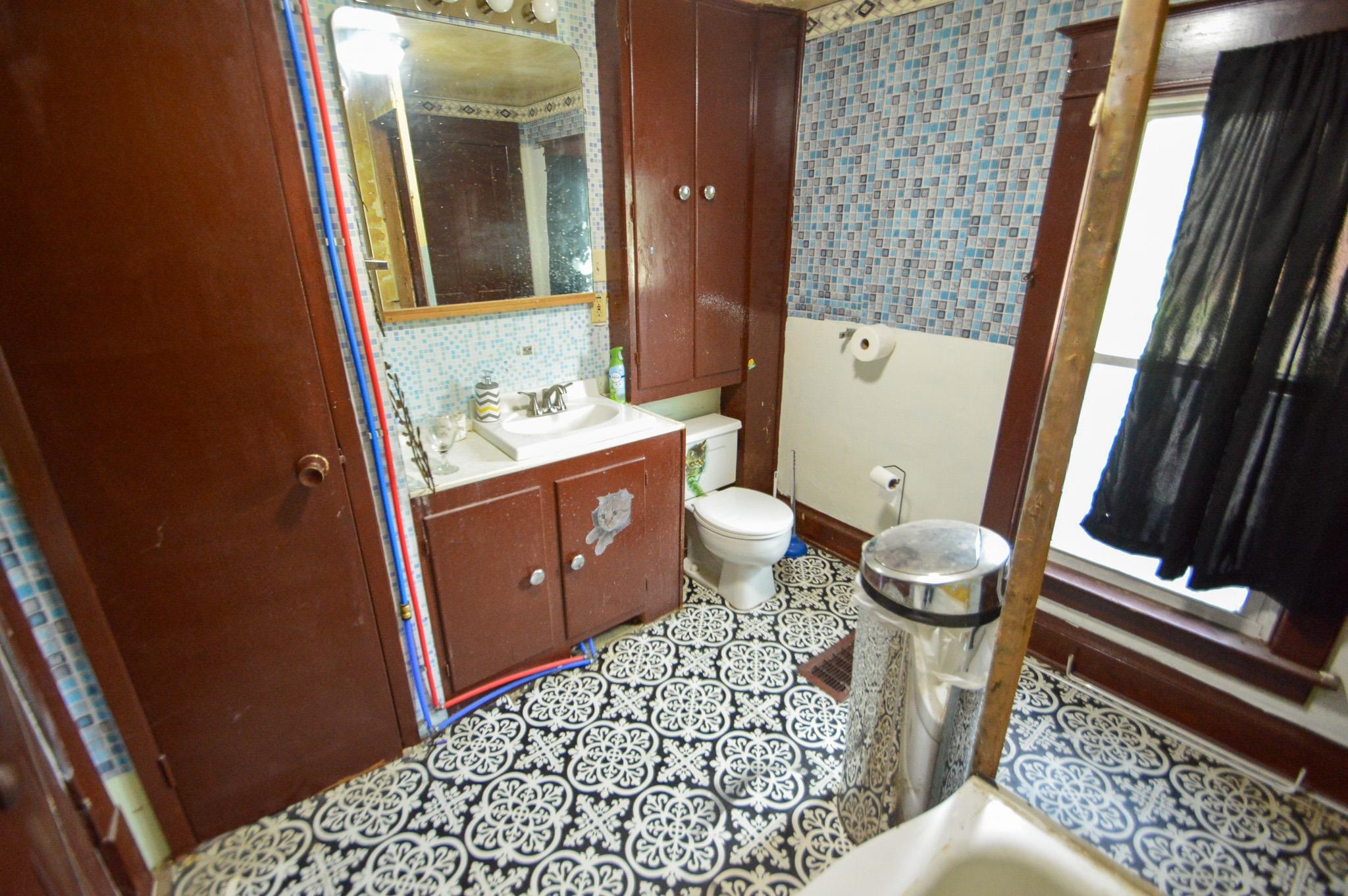 Photo 24 of 610 E Dewey Street, Cassville