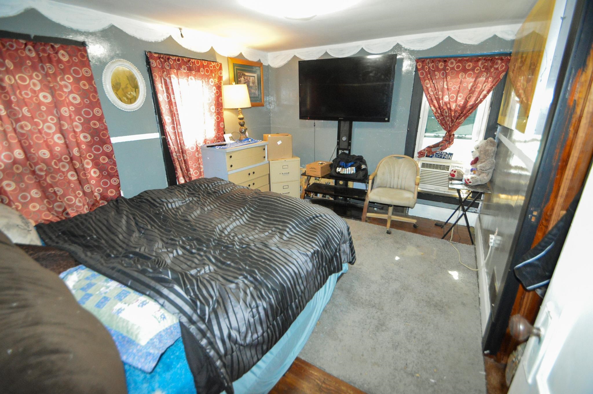 Photo 26 of 610 E Dewey Street, Cassville