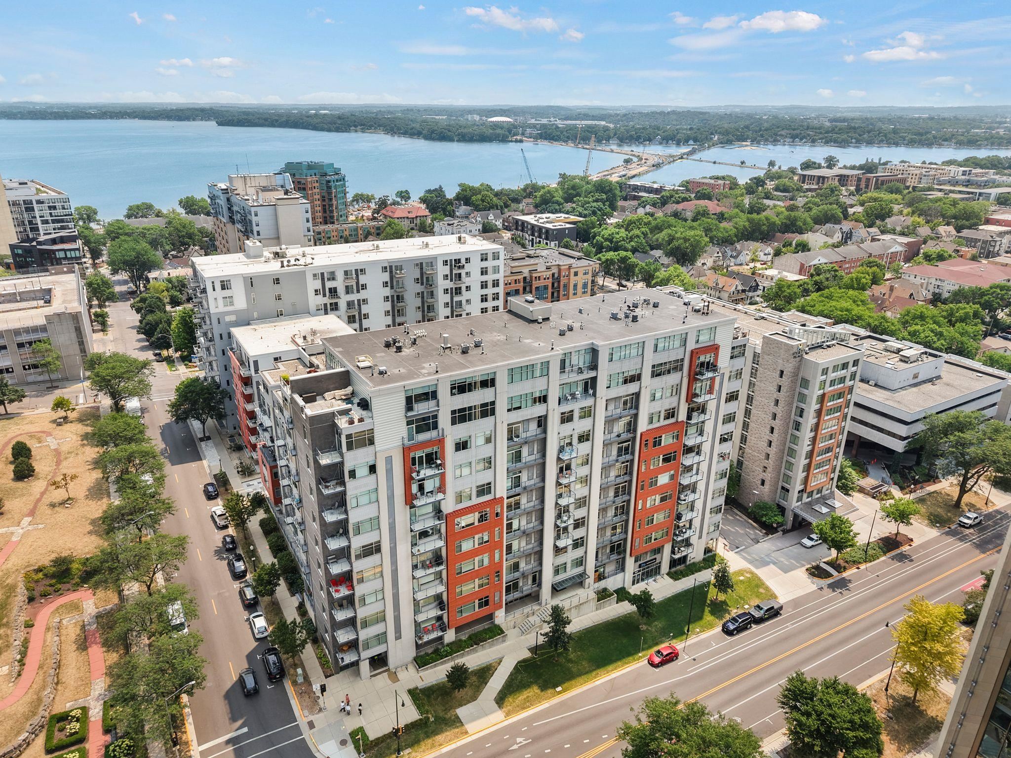 309 W Washington Avenue