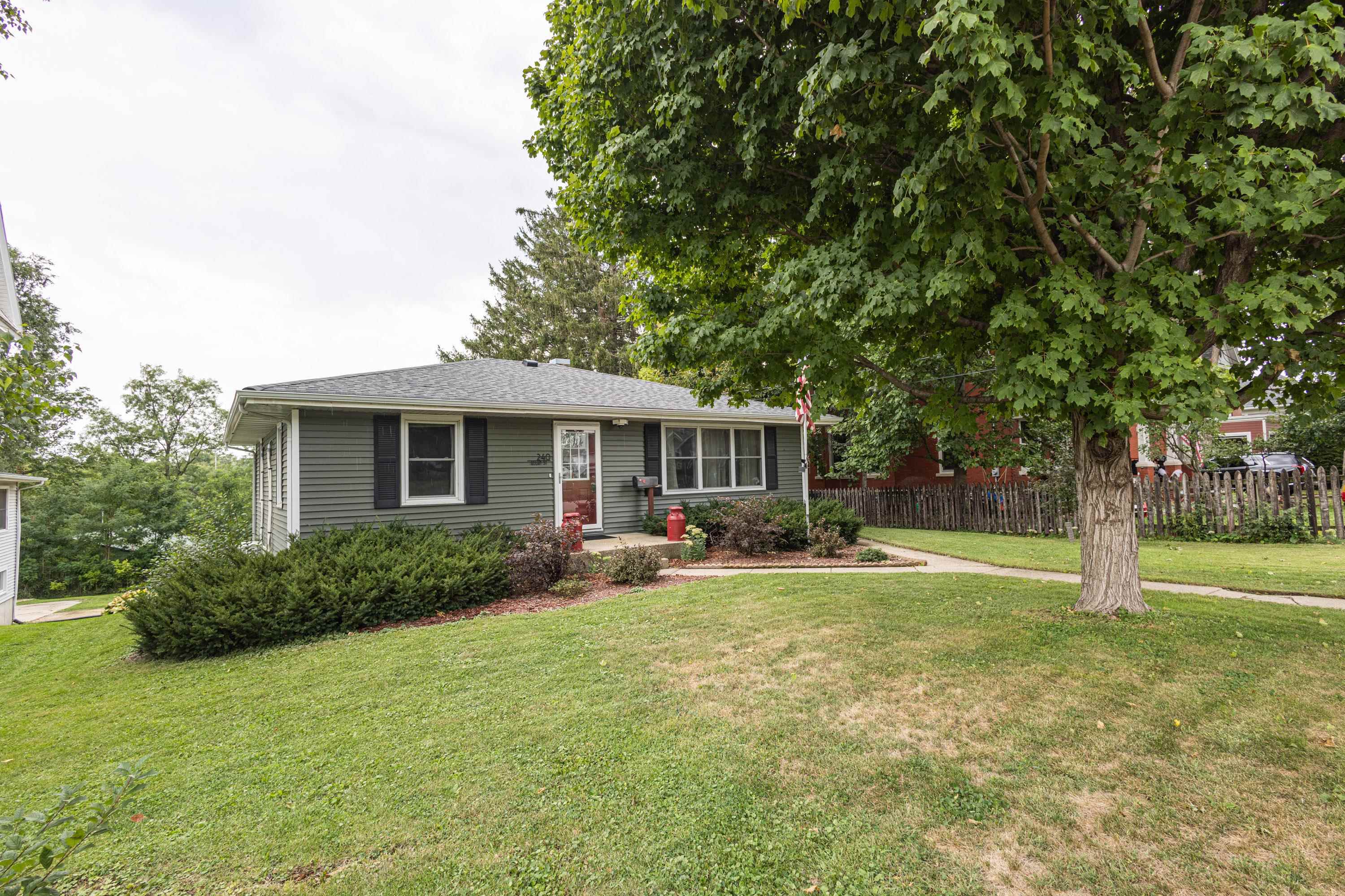 Home Listing 3