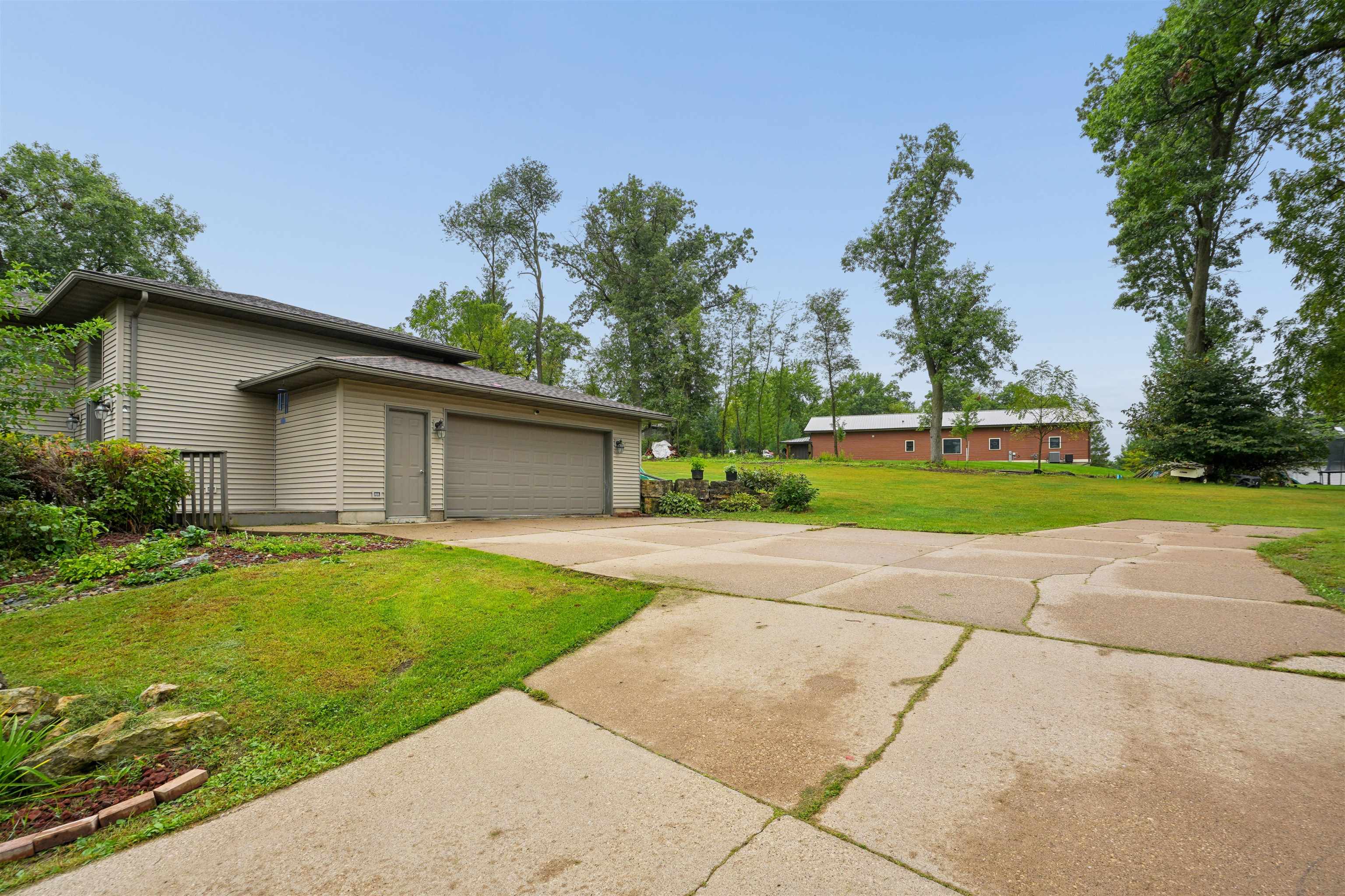 Photo 32 of 675 Pyrite Road, Platteville
