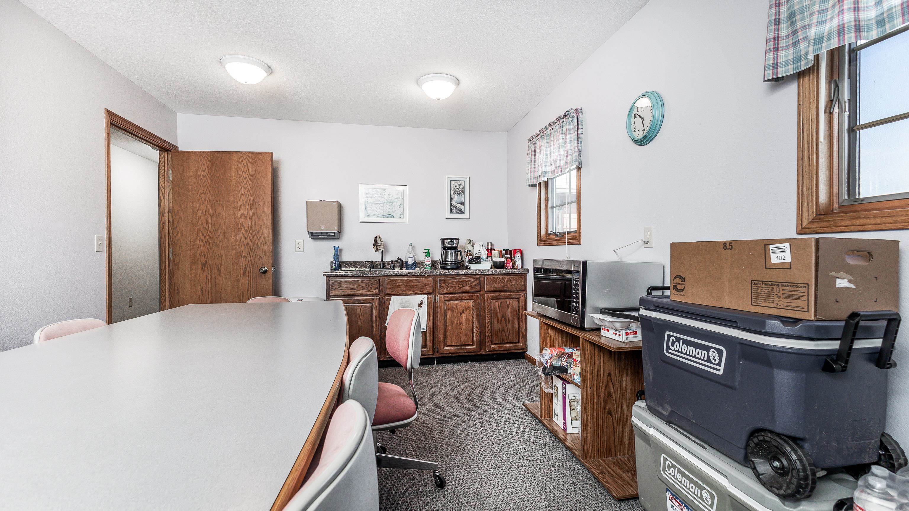 Photo 25 of 2 Insight, Platteville