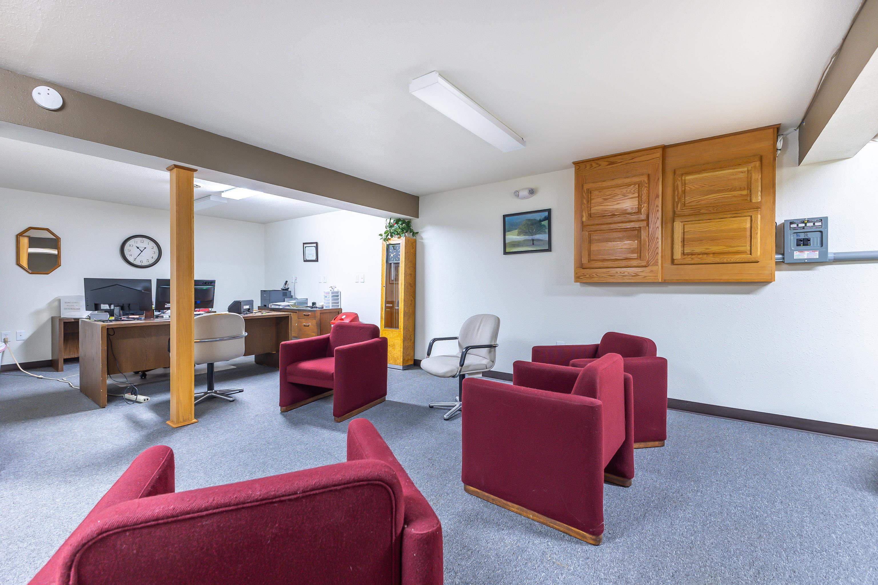 Photo 39 of 2 Insight, Platteville