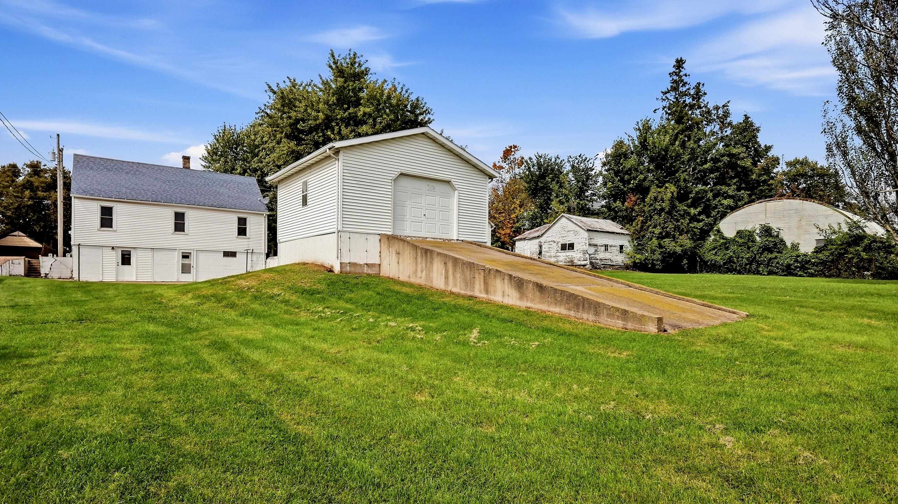 Photo 32 of 605 N Jefferson Street, Lancaster