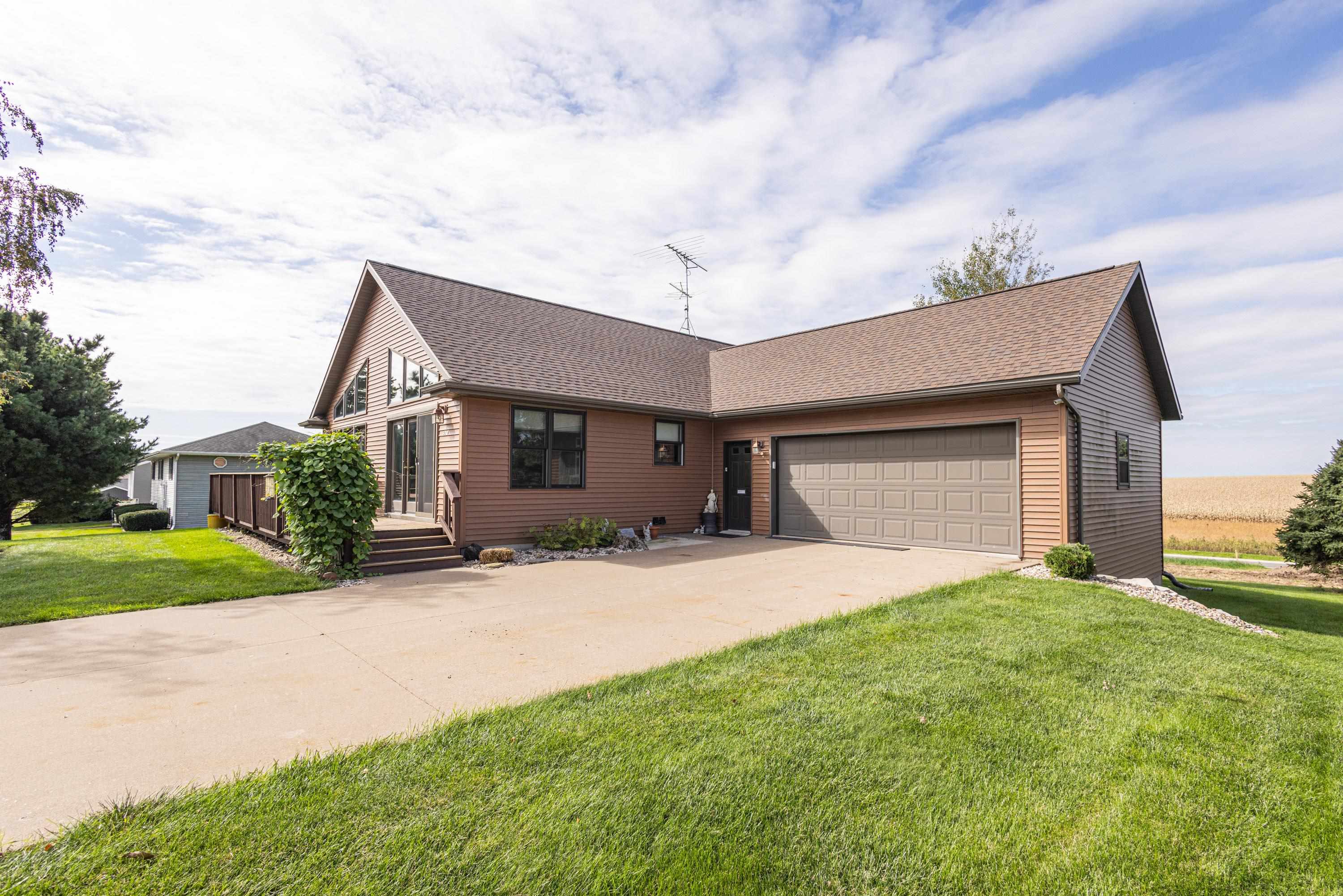 Photo 34 of 921 S Brandy Street, Cuba City