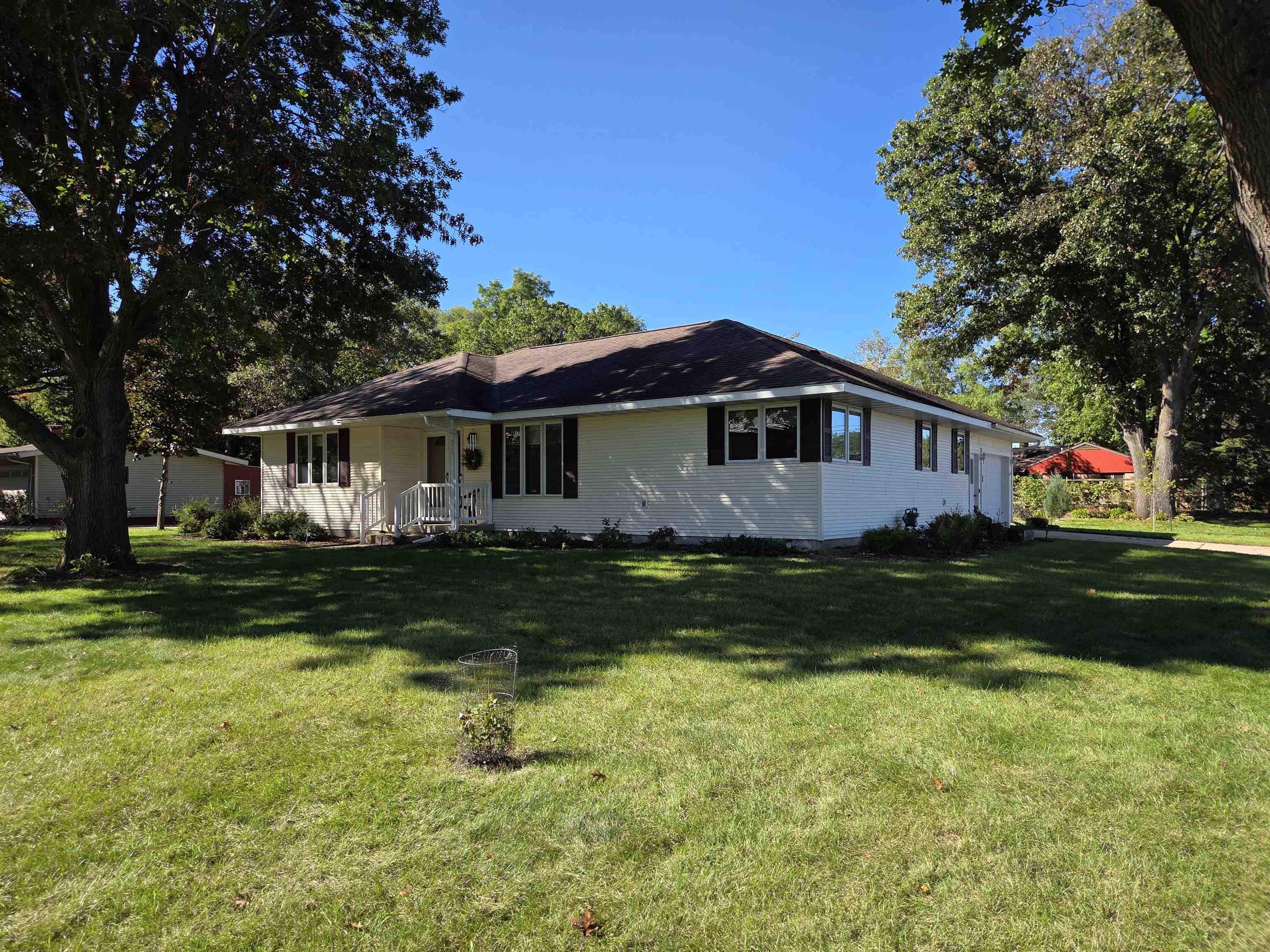 Photo 18 of 555 N 4th Street, Muscoda