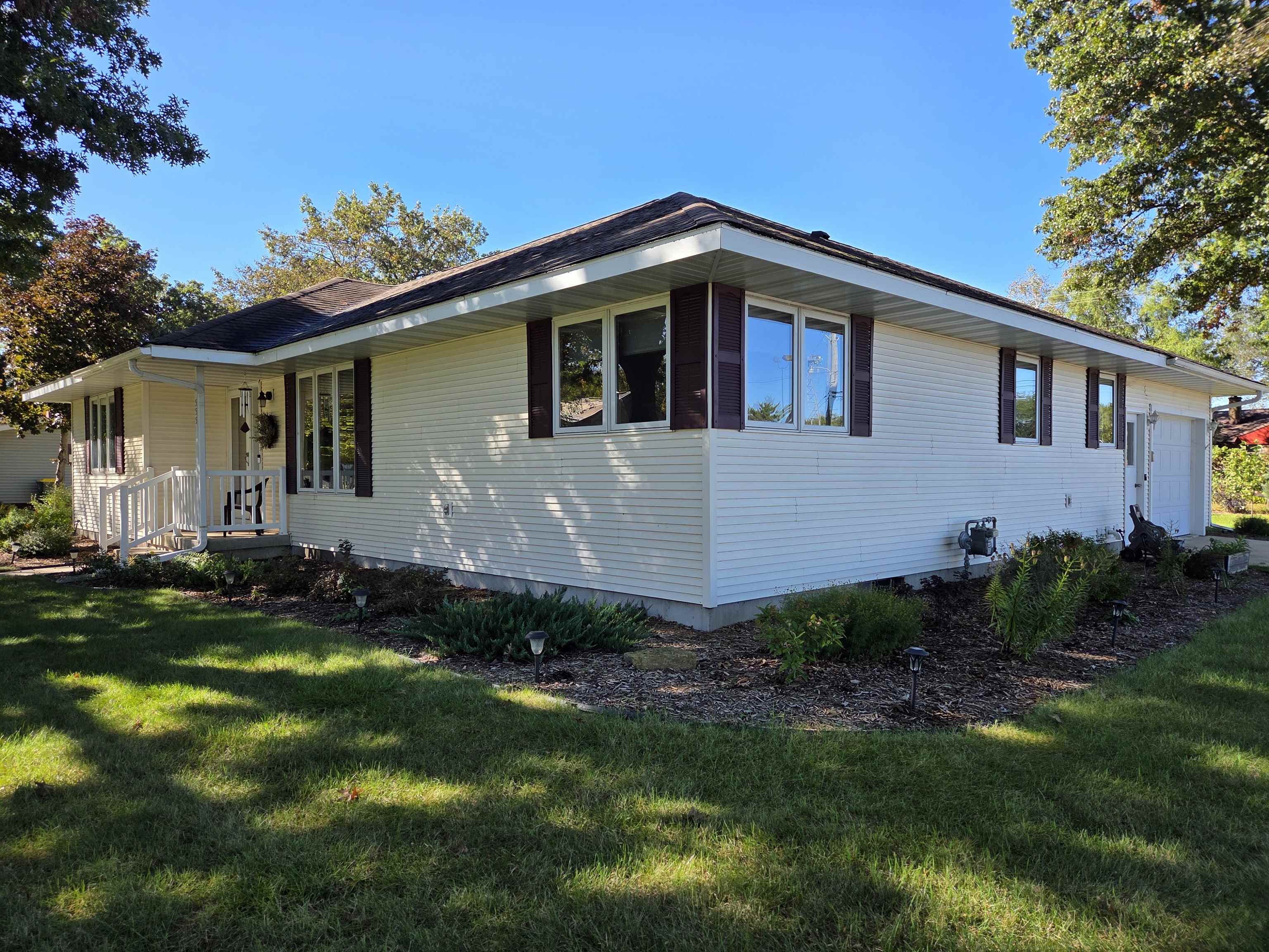 Photo 19 of 555 N 4th Street, Muscoda