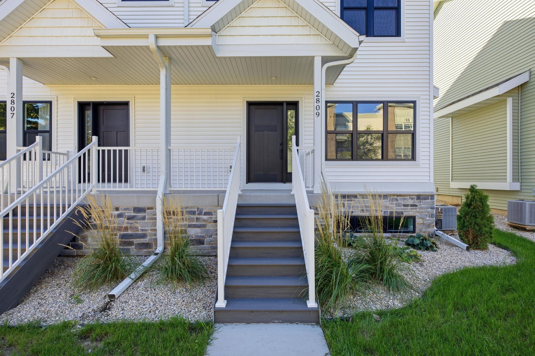 2809 Crinkle Root Drive