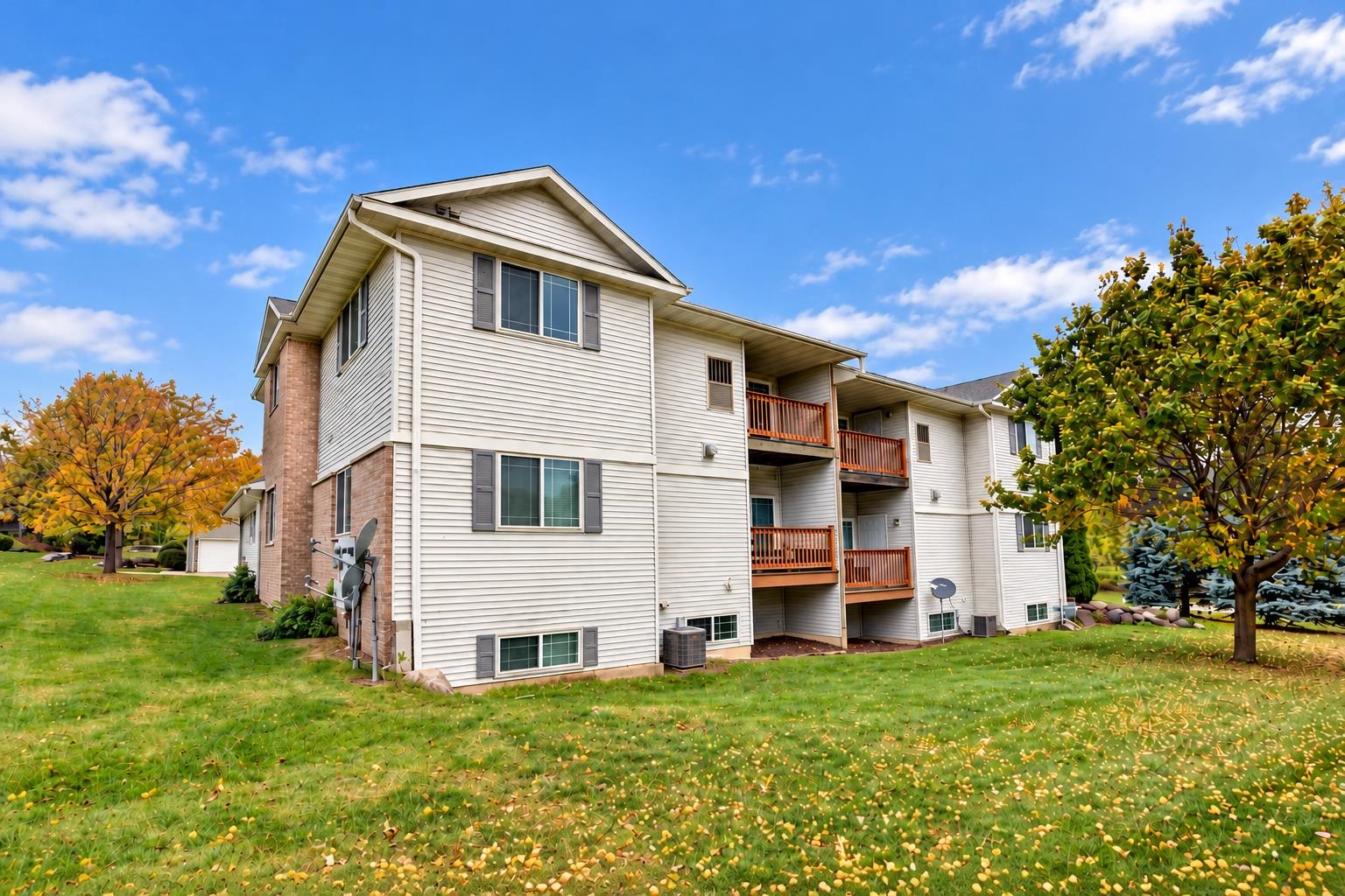 6081 Viroqua Drive