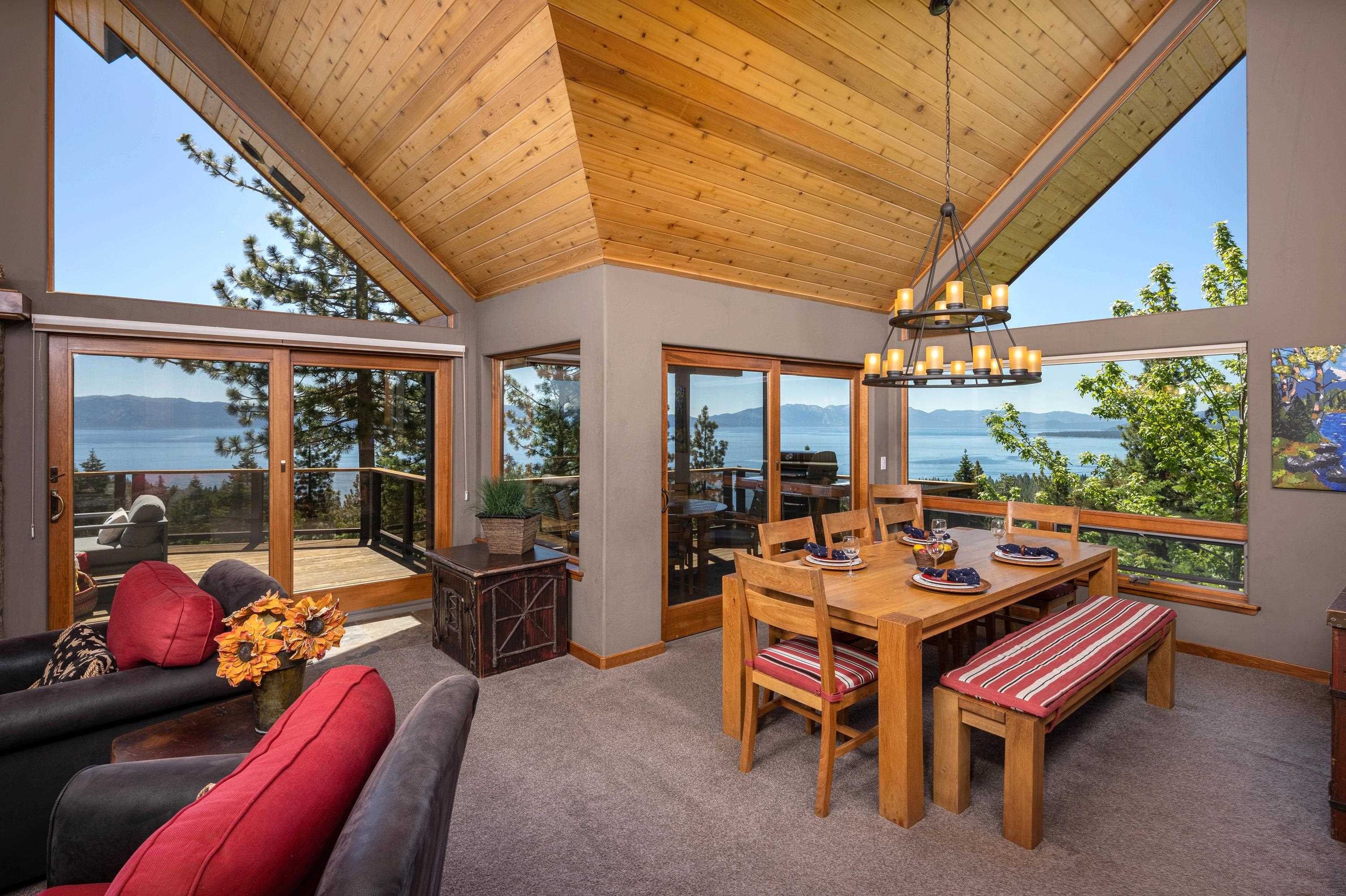1136 Clearview Court