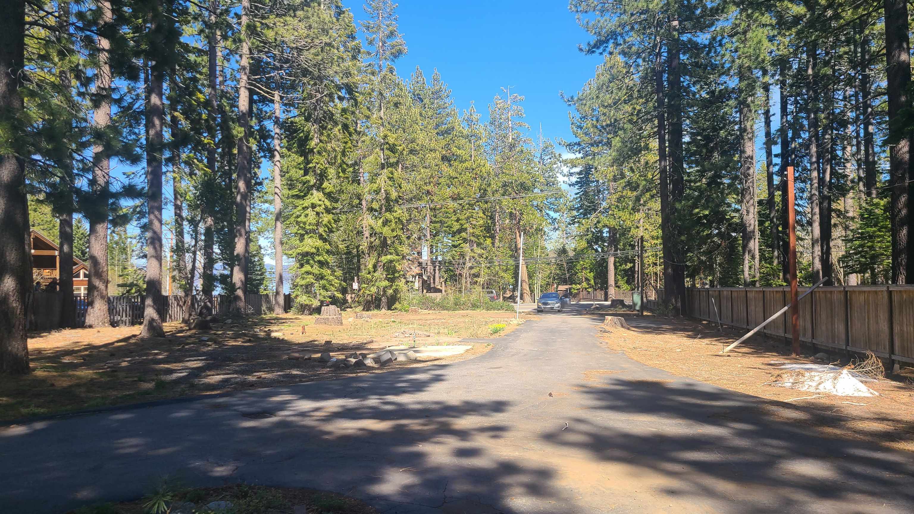1975 West Lake Boulevard