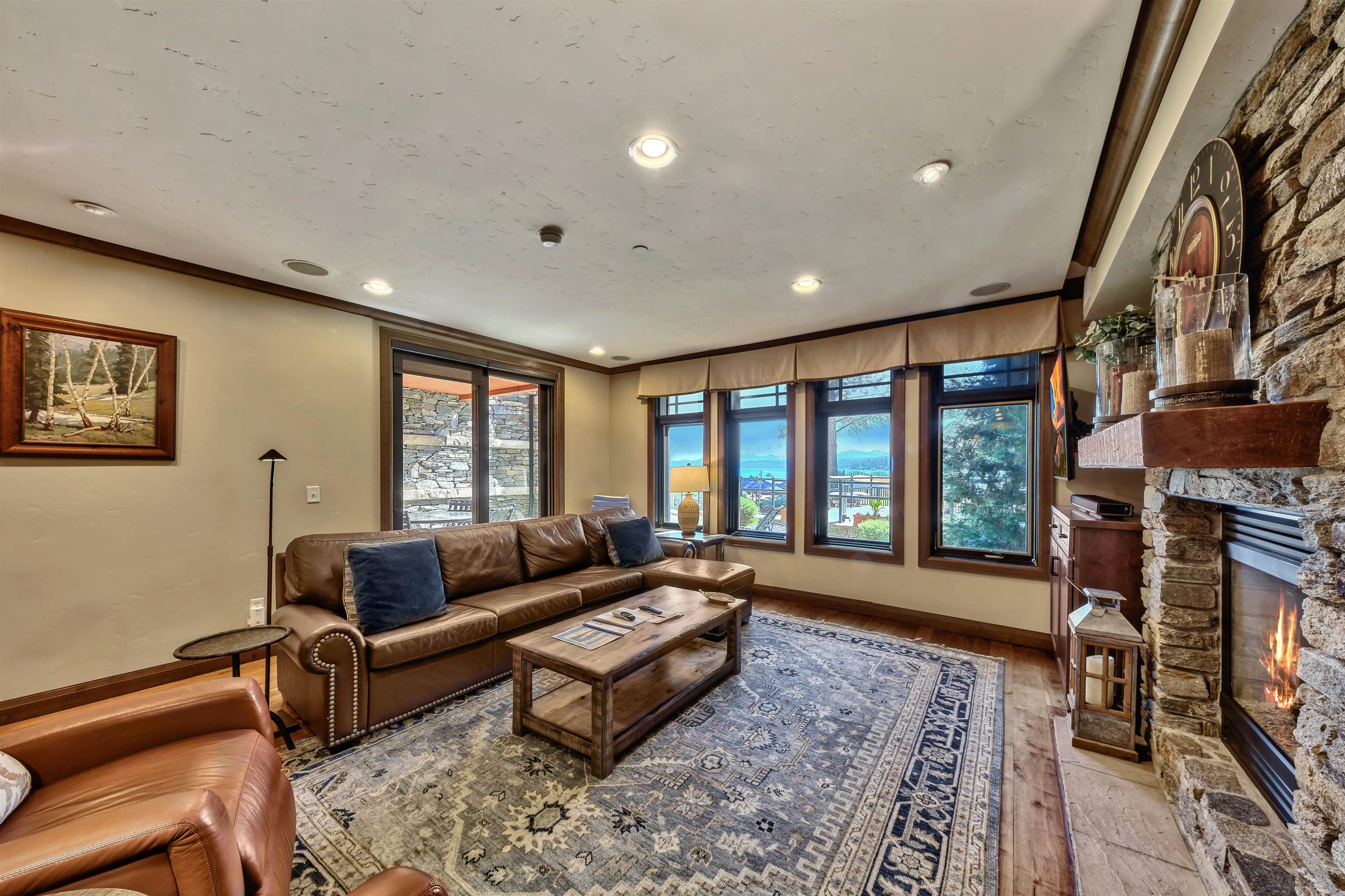 6750 N North Lake Boulevard #4F