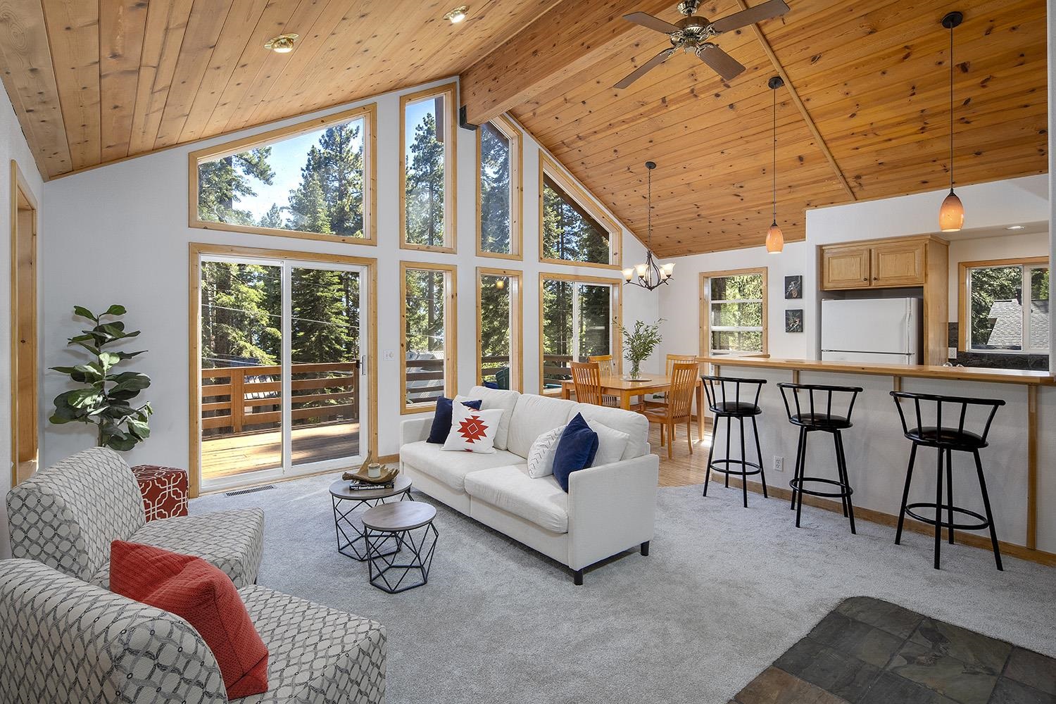 5237 Turquoise Avenue