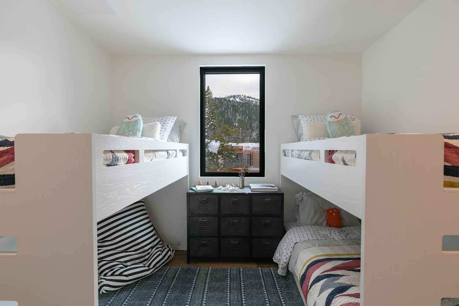 211 Palisades Circle UNIT 2, Olympic Valley, CA, 96146