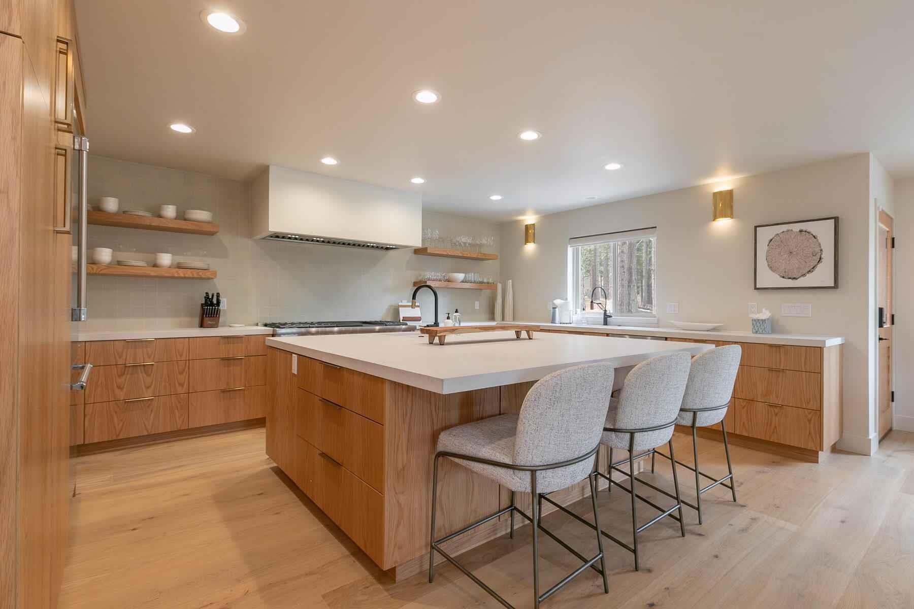 237 Basque UNIT 2, Truckee, CA, 96161