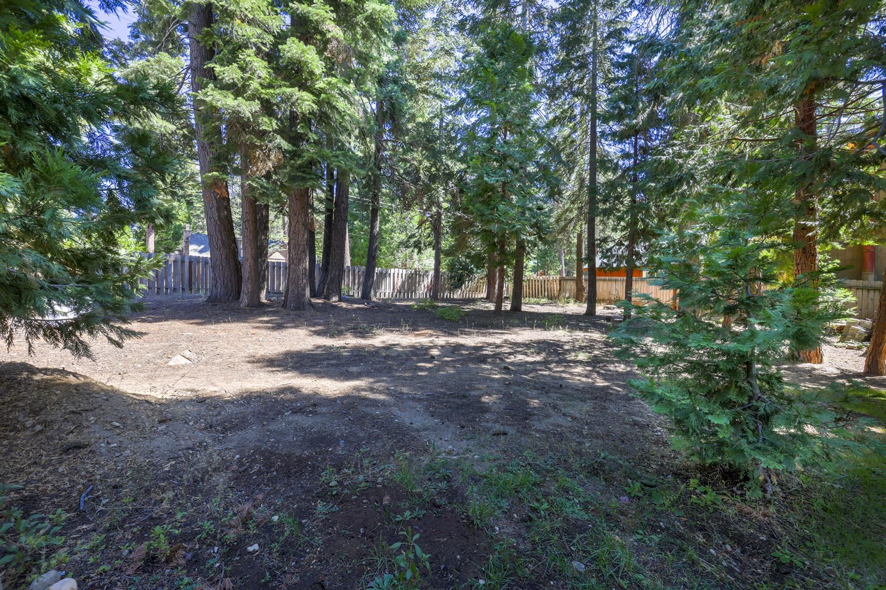 Lot 1 Pine Street
