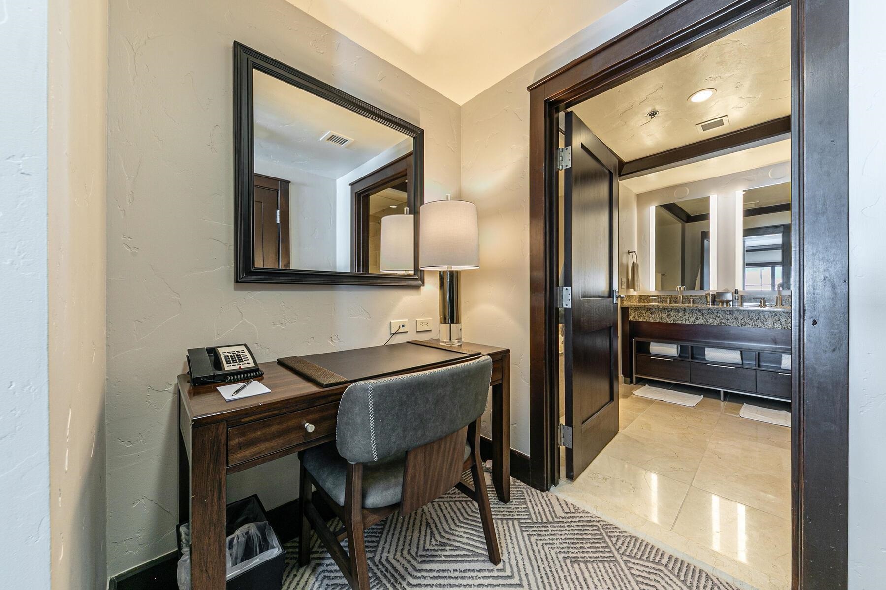 13051 Ritz Carlton Highlands Ct UNIT 4307 wk 1 & 6, Truckee, CA, 96161