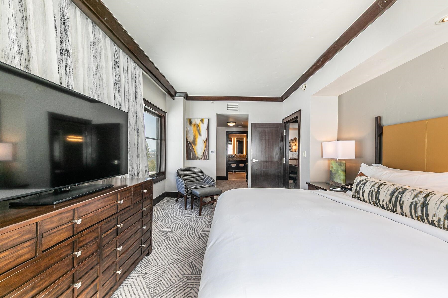 13051 Ritz Carlton Highlands Ct UNIT 4307 wk 1 & 6, Truckee, CA, 96161