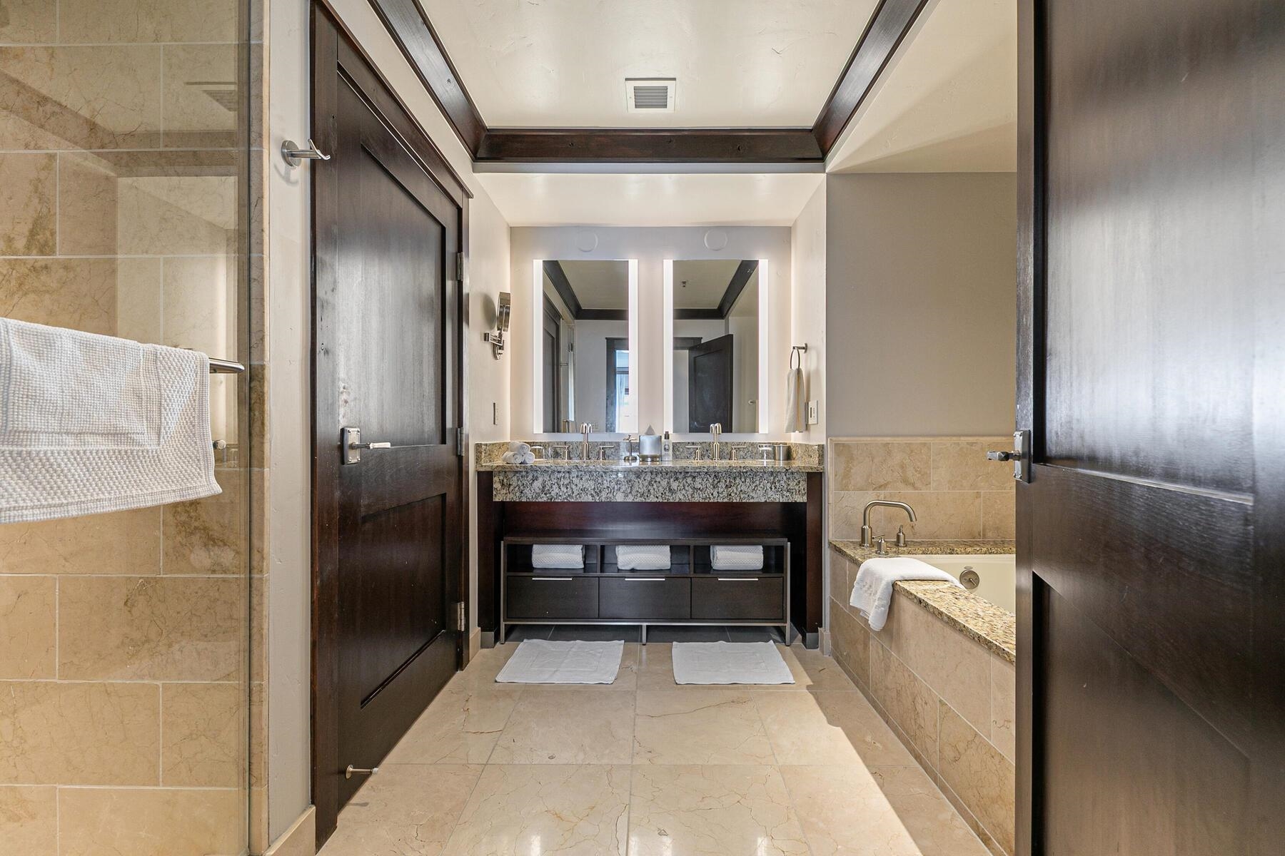 13051 Ritz Carlton Highlands Ct UNIT 4307 wk 1 & 6, Truckee, CA, 96161