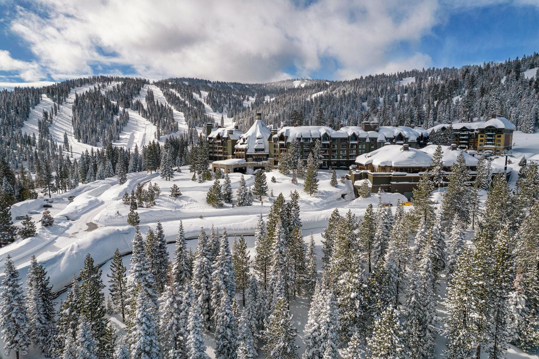 13051 Ritz Carlton Highlands Ct UNIT 4307 wk 1 & 6, Truckee, CA, 96161