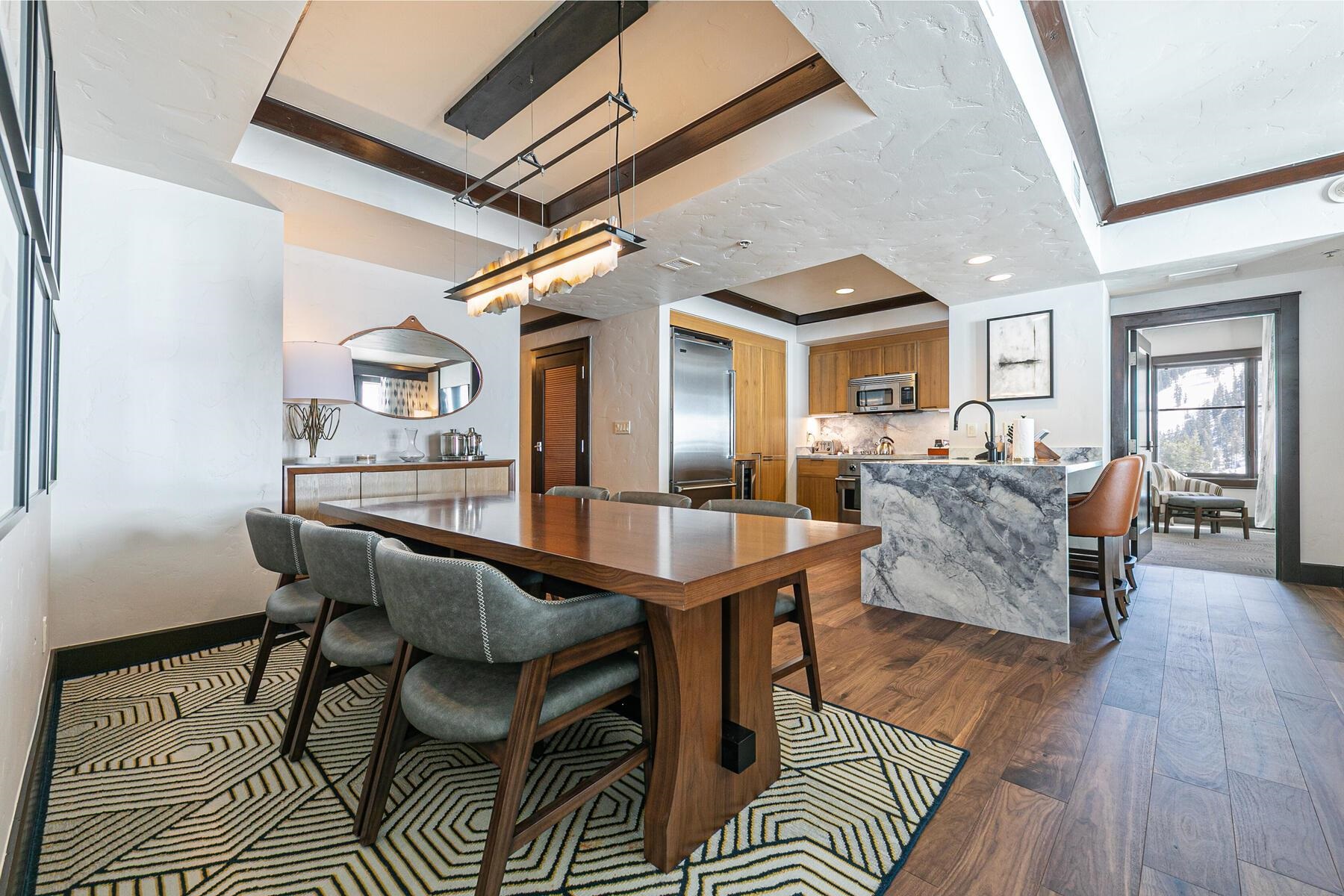 13051 Ritz Carlton Highlands Ct UNIT 4307 wk 1 & 6, Truckee, CA, 96161