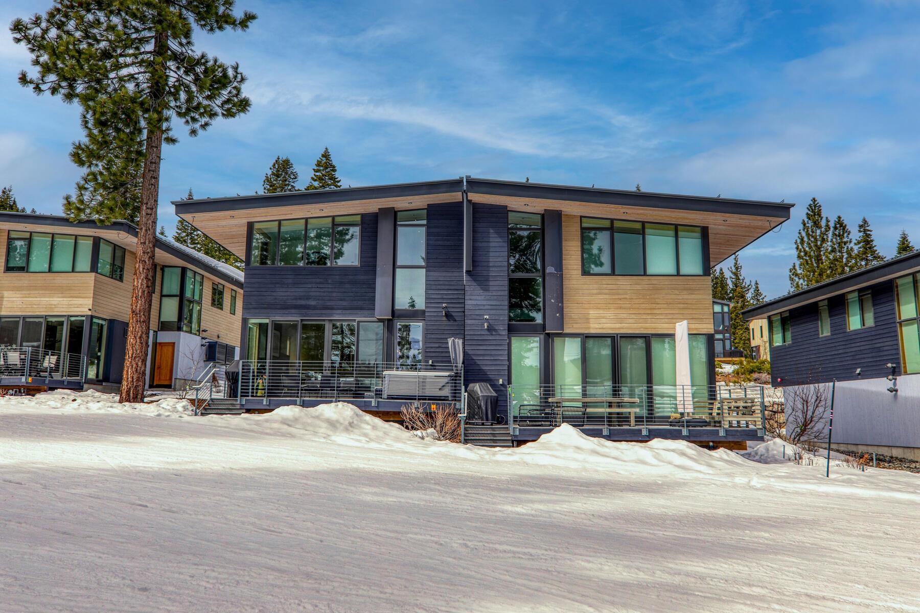 812 McCourry Boulevard, Incline Village, NV, 89451