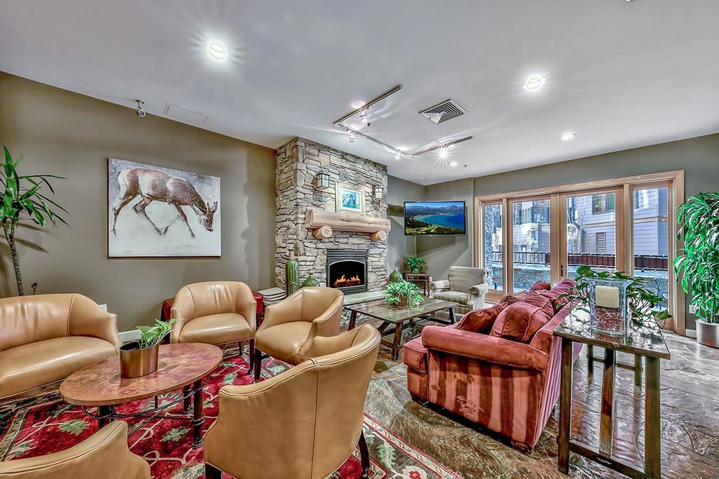 2100 North Village Drive UNIT N3-58, Truckee, GU, 96961