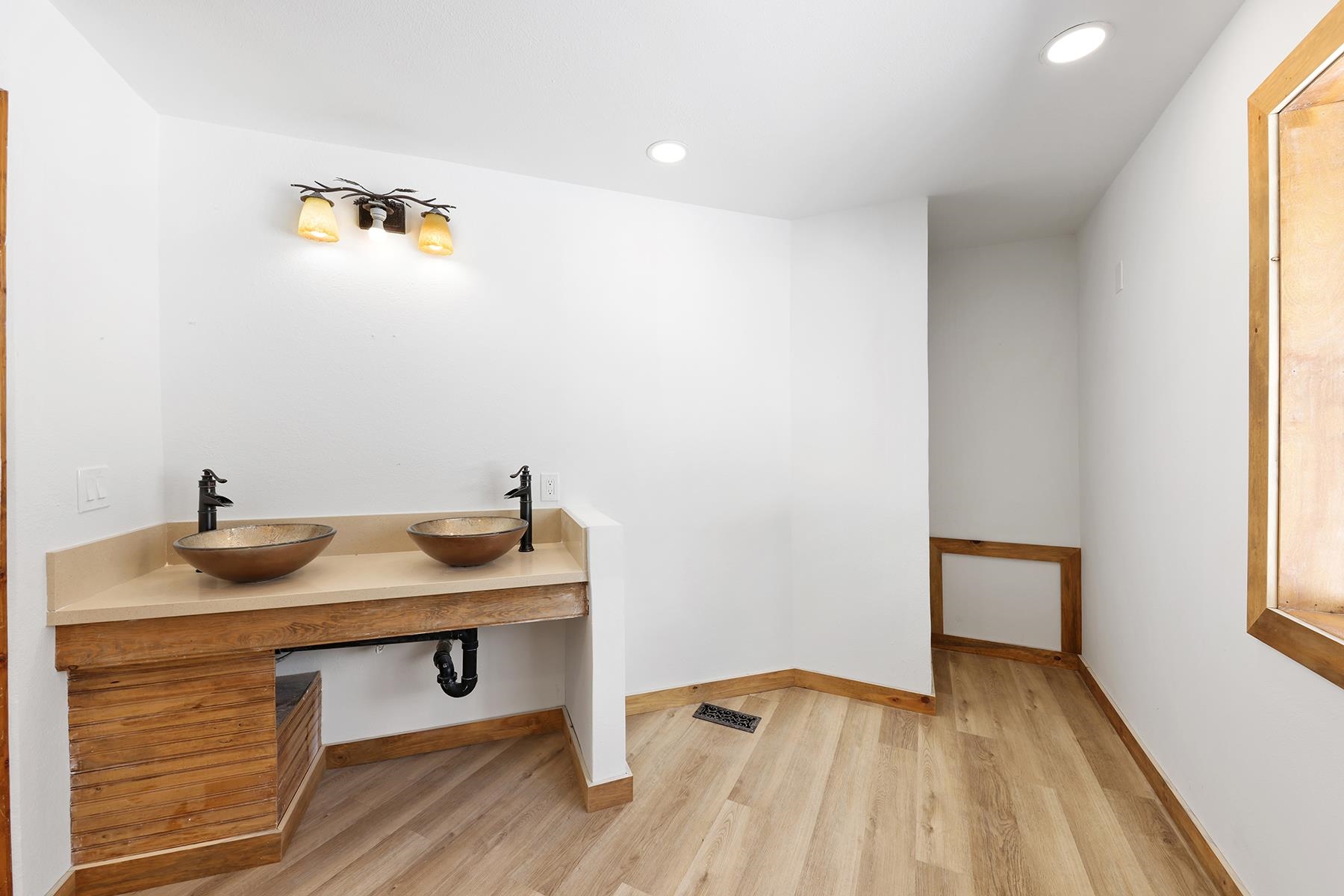 3096 North Lake Boulevard, Tahoe City, CA, 96145