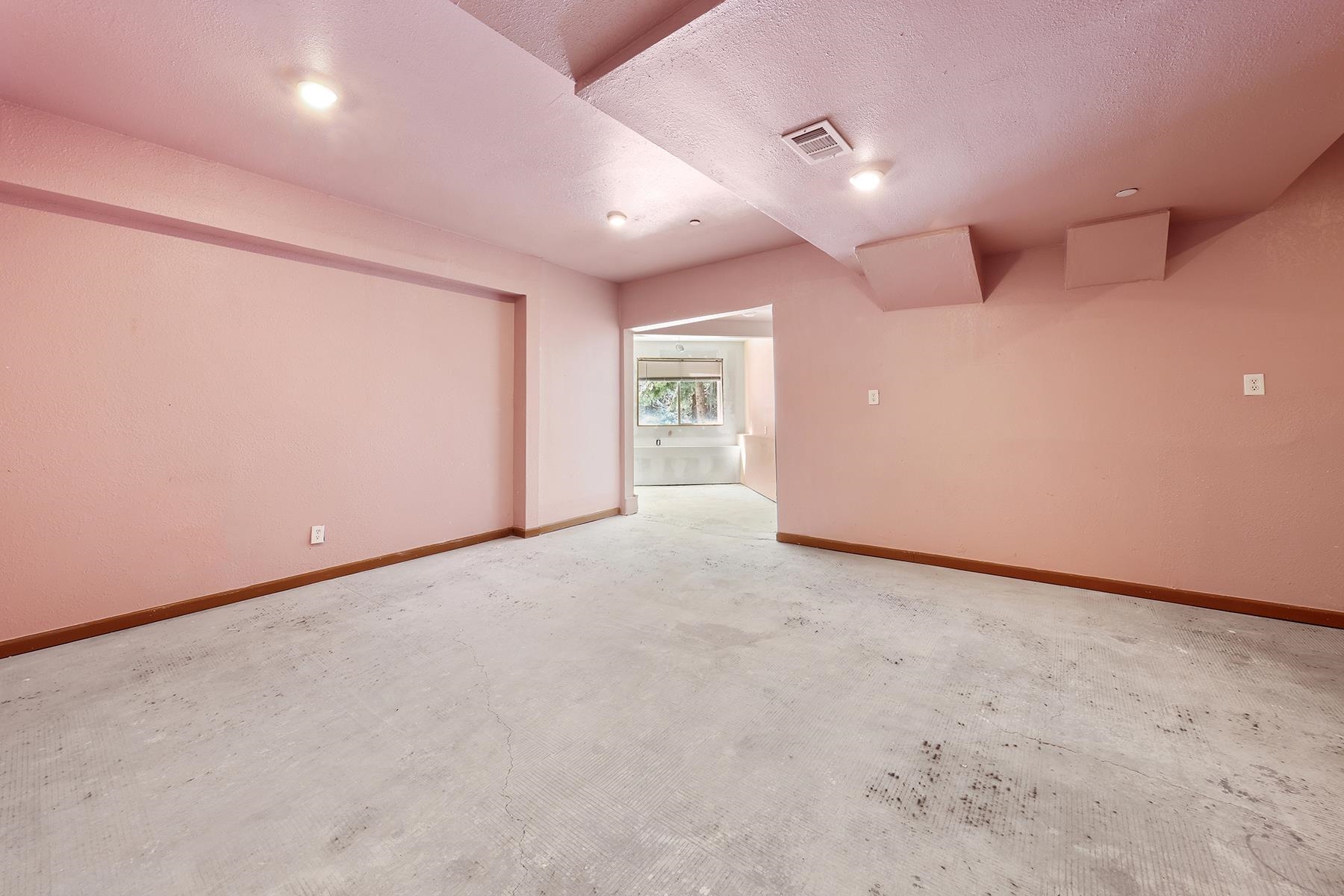 3096 North Lake Boulevard, Tahoe City, CA, 96145