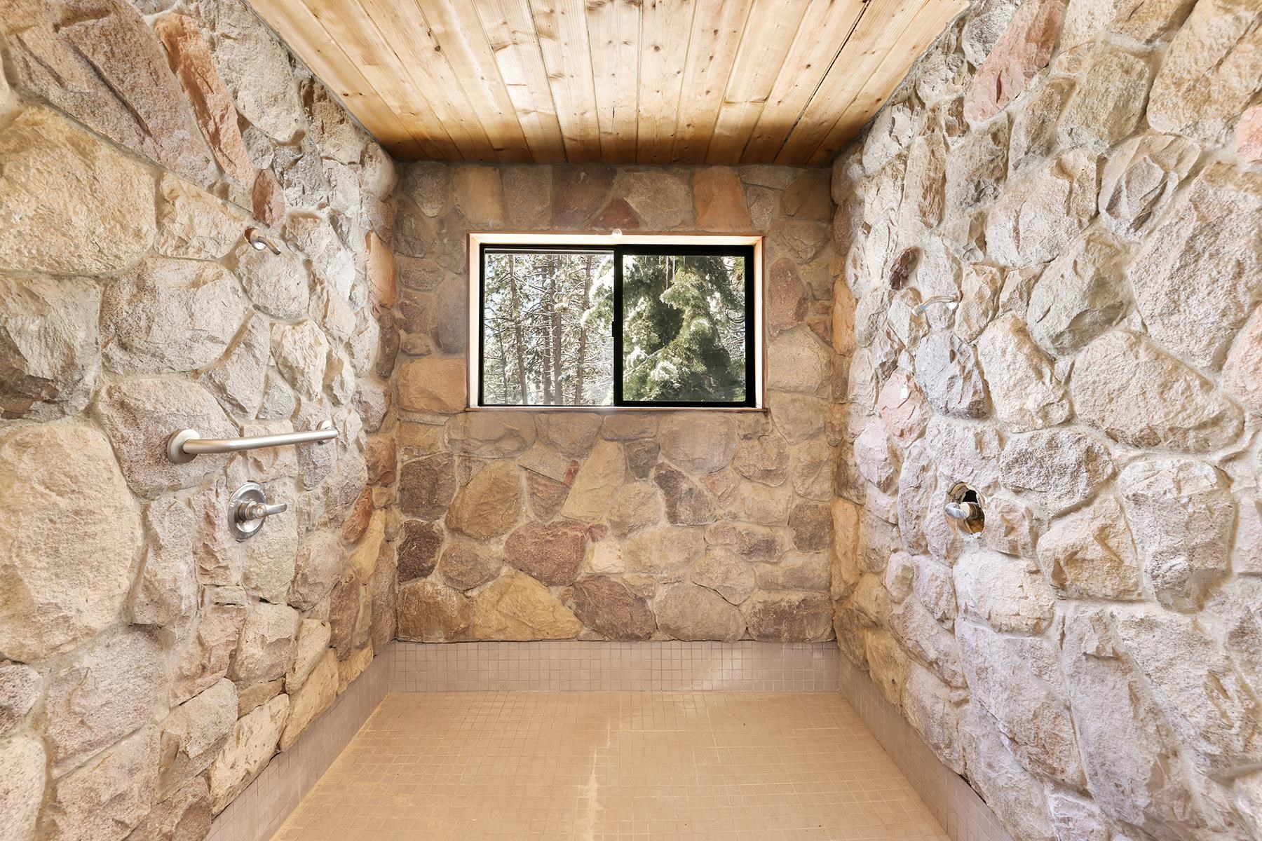 3096 North Lake Boulevard, Tahoe City, CA, 96145