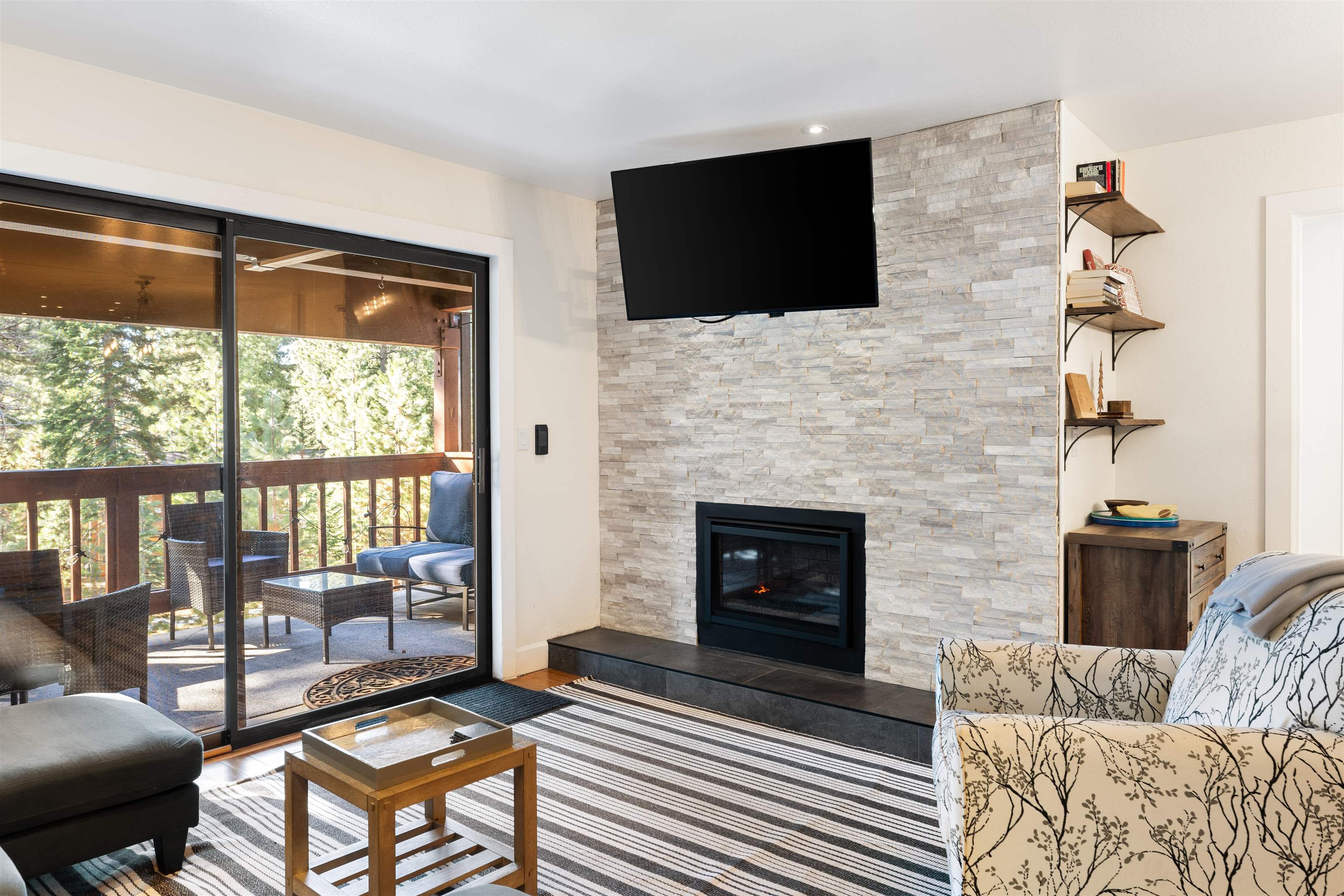 929 Southwood Boulevard