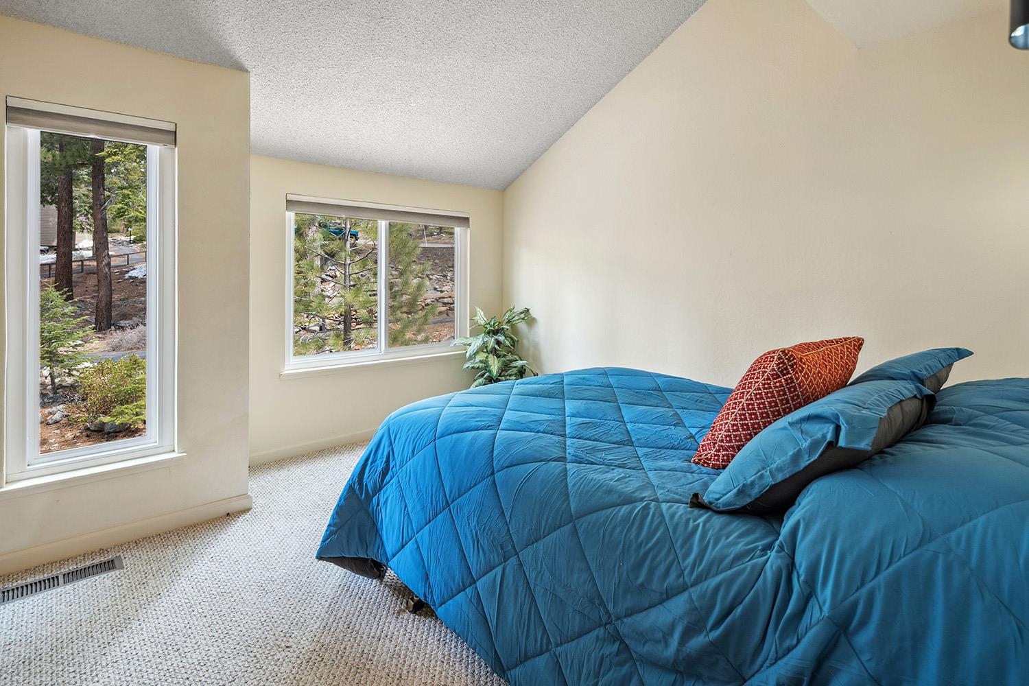5101 North Lake Boulevard #60