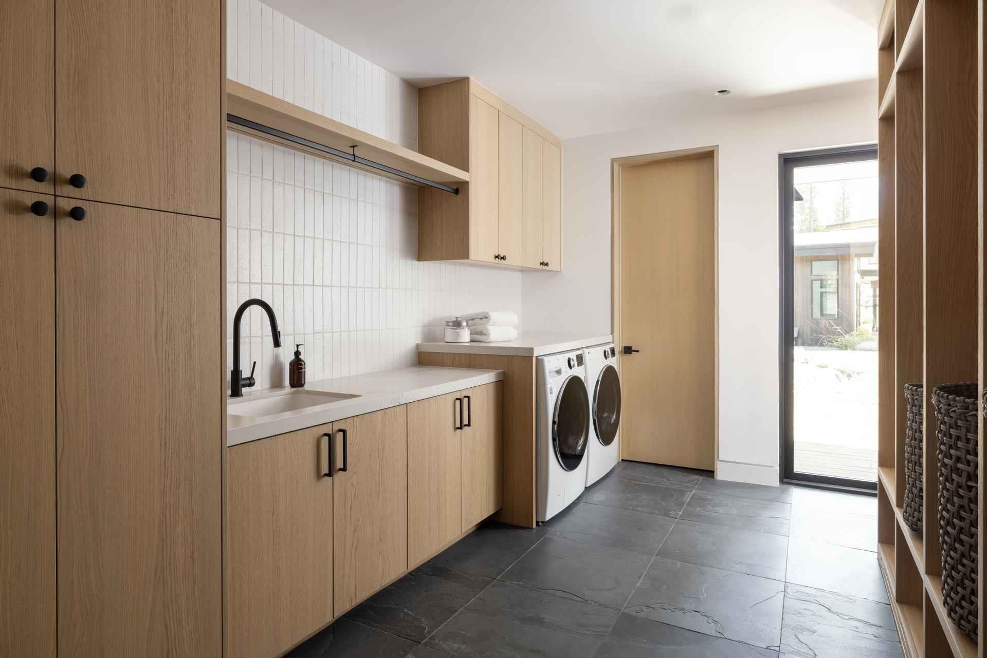 323 Creeks End Court, Olympic Valley, CA, 96146